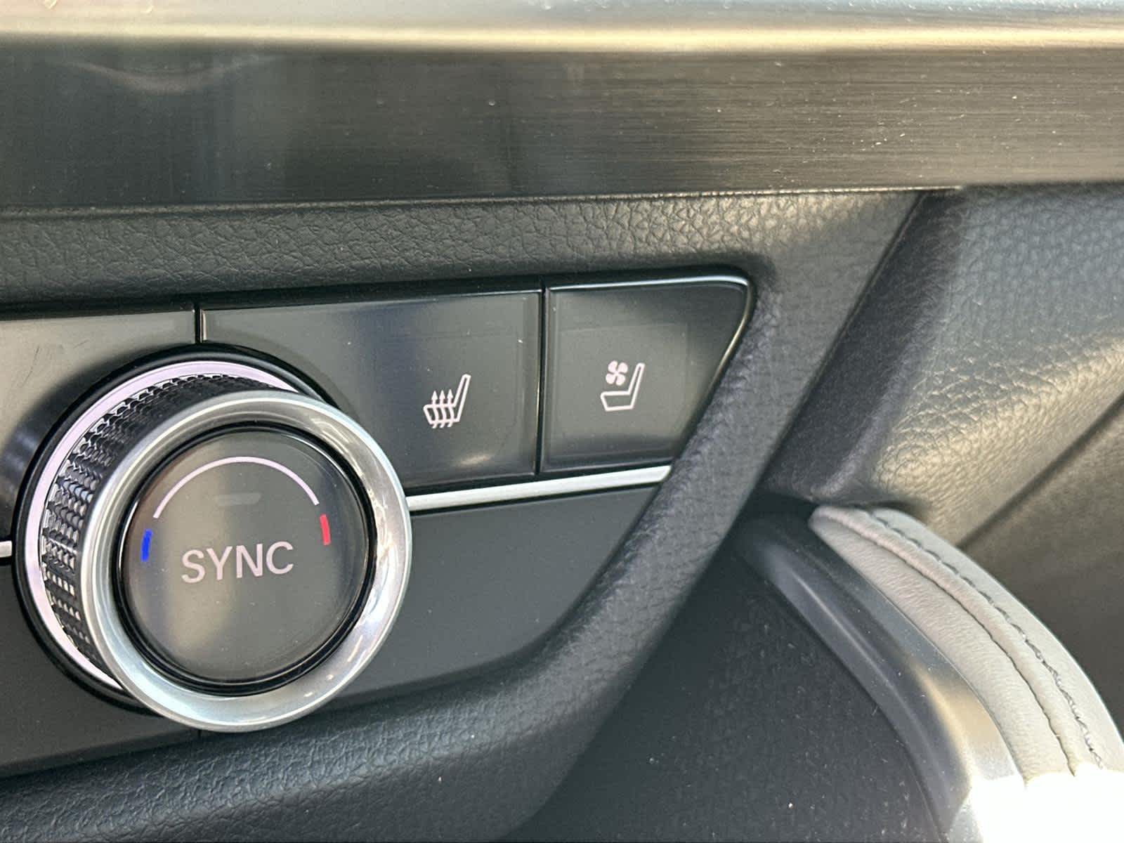 Thumbnail: 2025 Acura ADX - 25