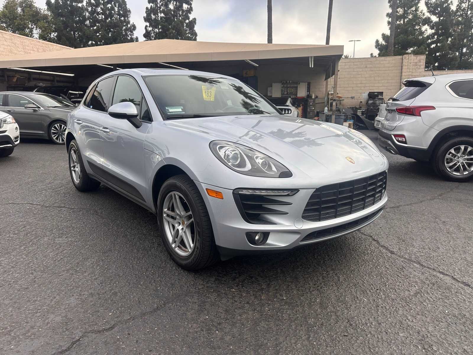Thumbnail: 2018 Porsche Macan - 7