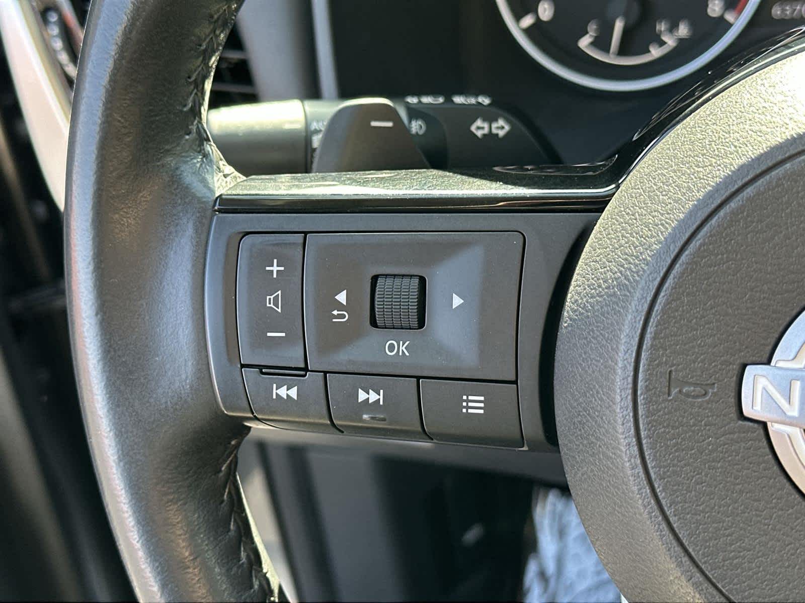 Thumbnail: 2022 Nissan Rogue - 23