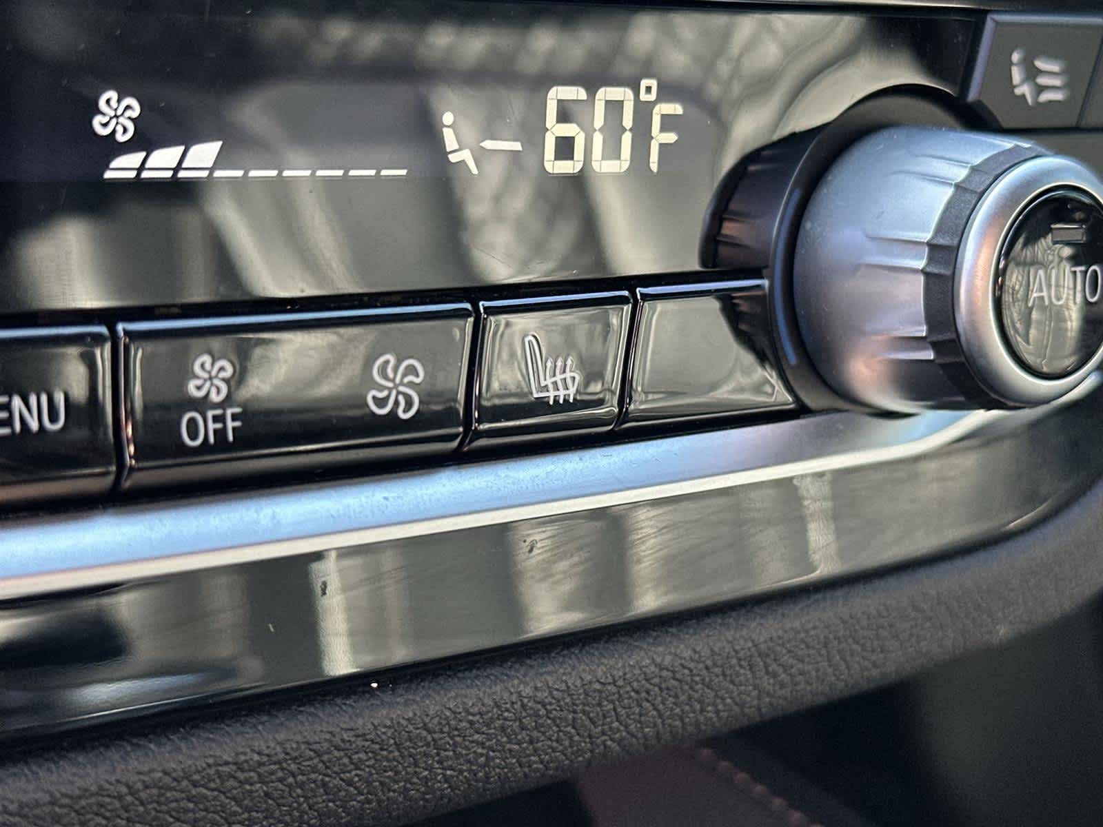 Thumbnail: 2022 BMW 5 Series - 27