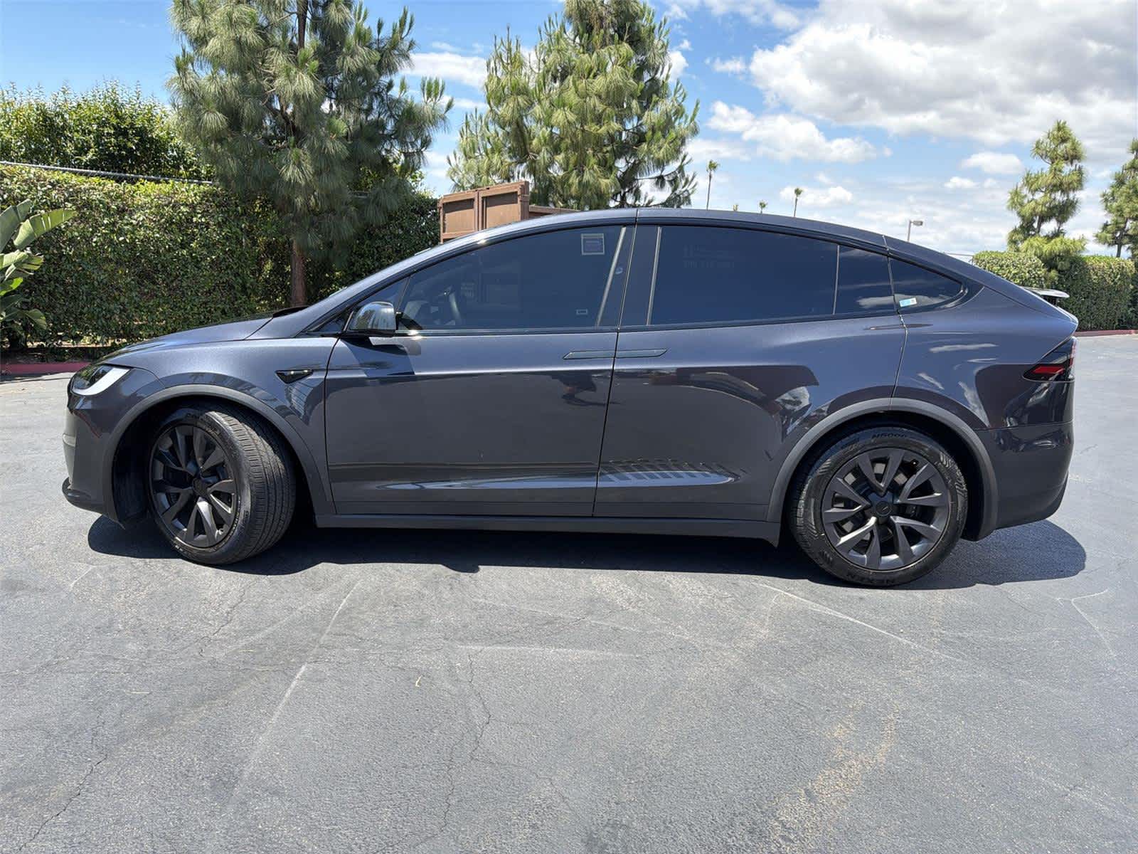 Thumbnail: 2024 Tesla Model X - 2