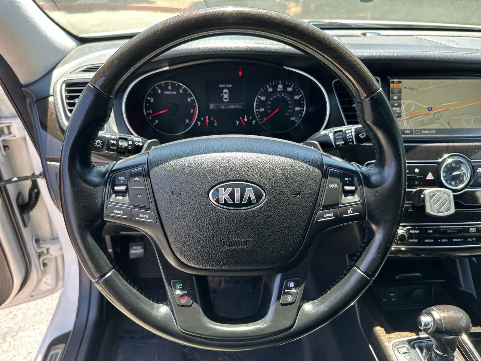 Thumbnail: 2016 Kia Cadenza - 15