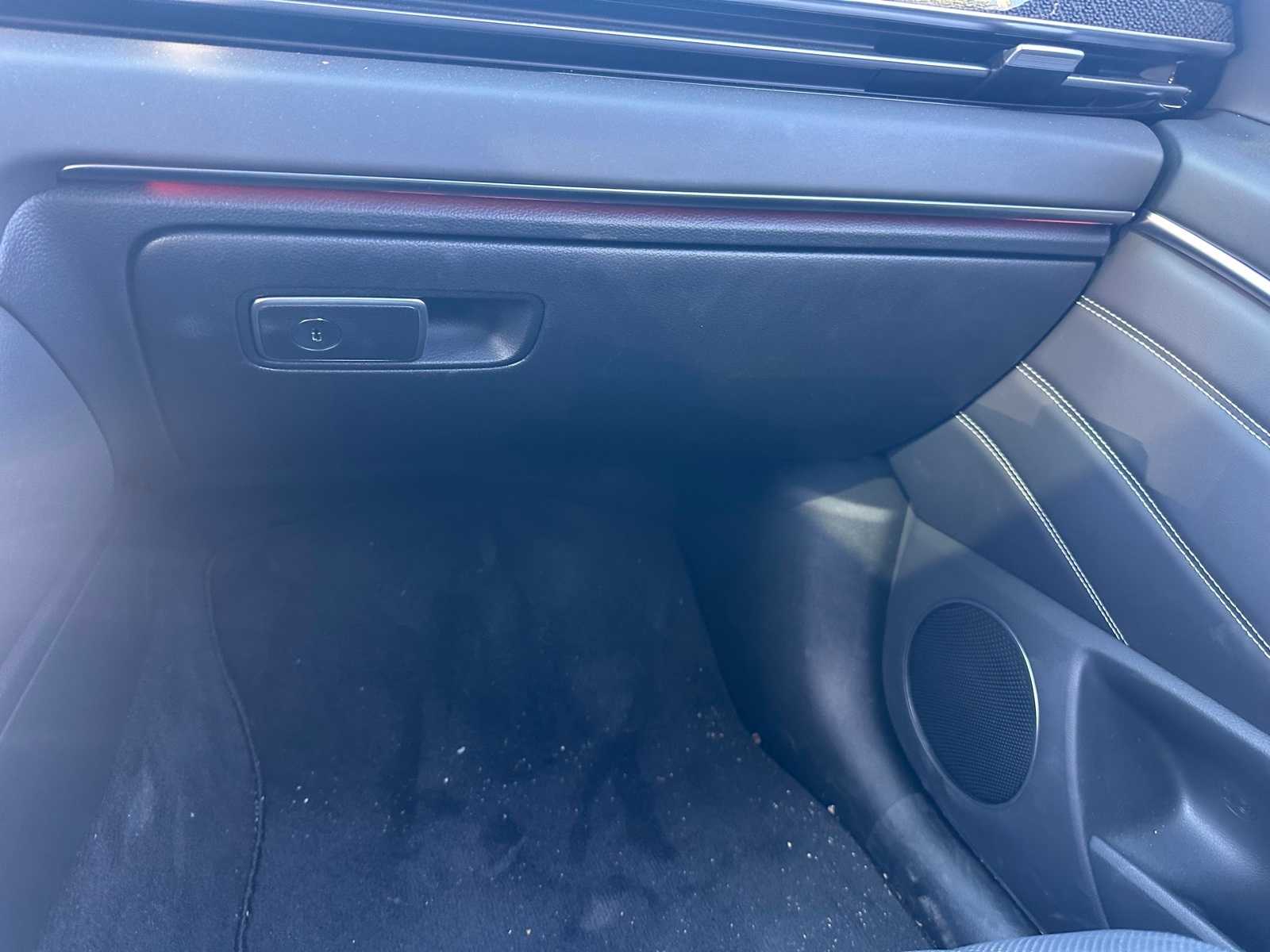 Thumbnail: 2026 Genesis GV80 - 21