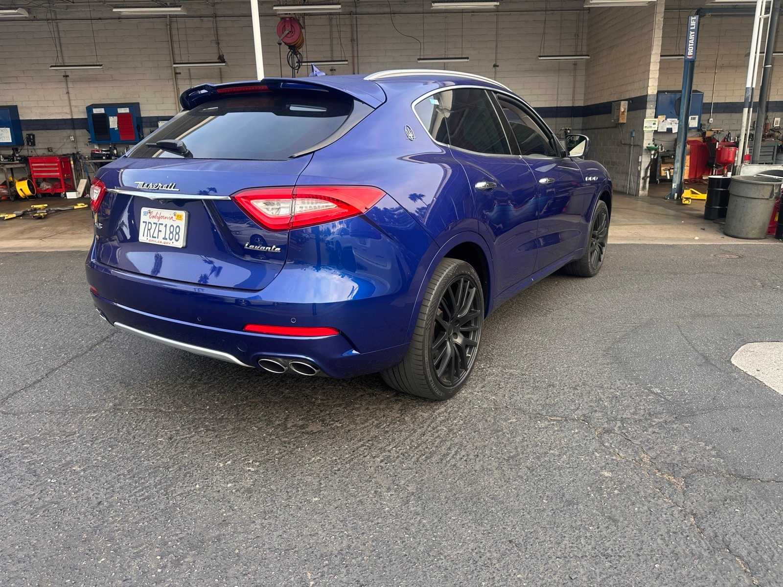 Thumbnail: 2017 Maserati Levante - 5