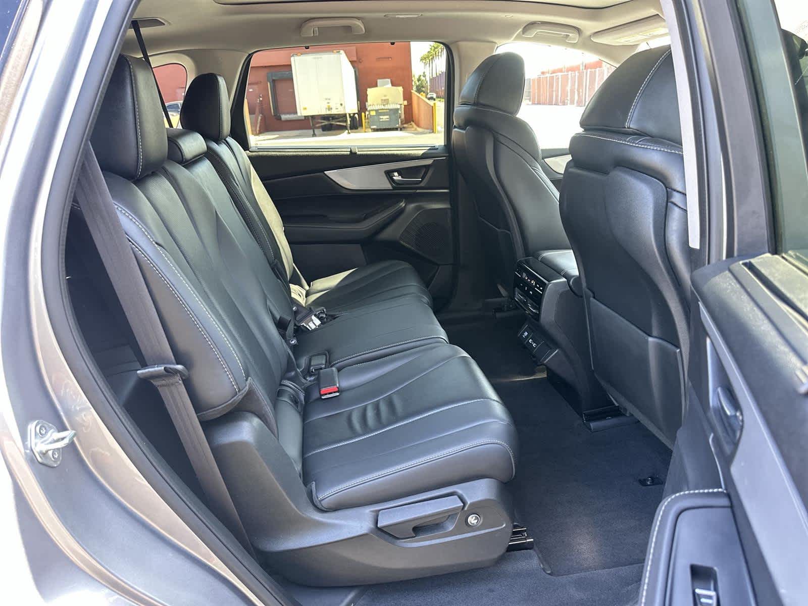 Thumbnail: 2023 Acura MDX - 13