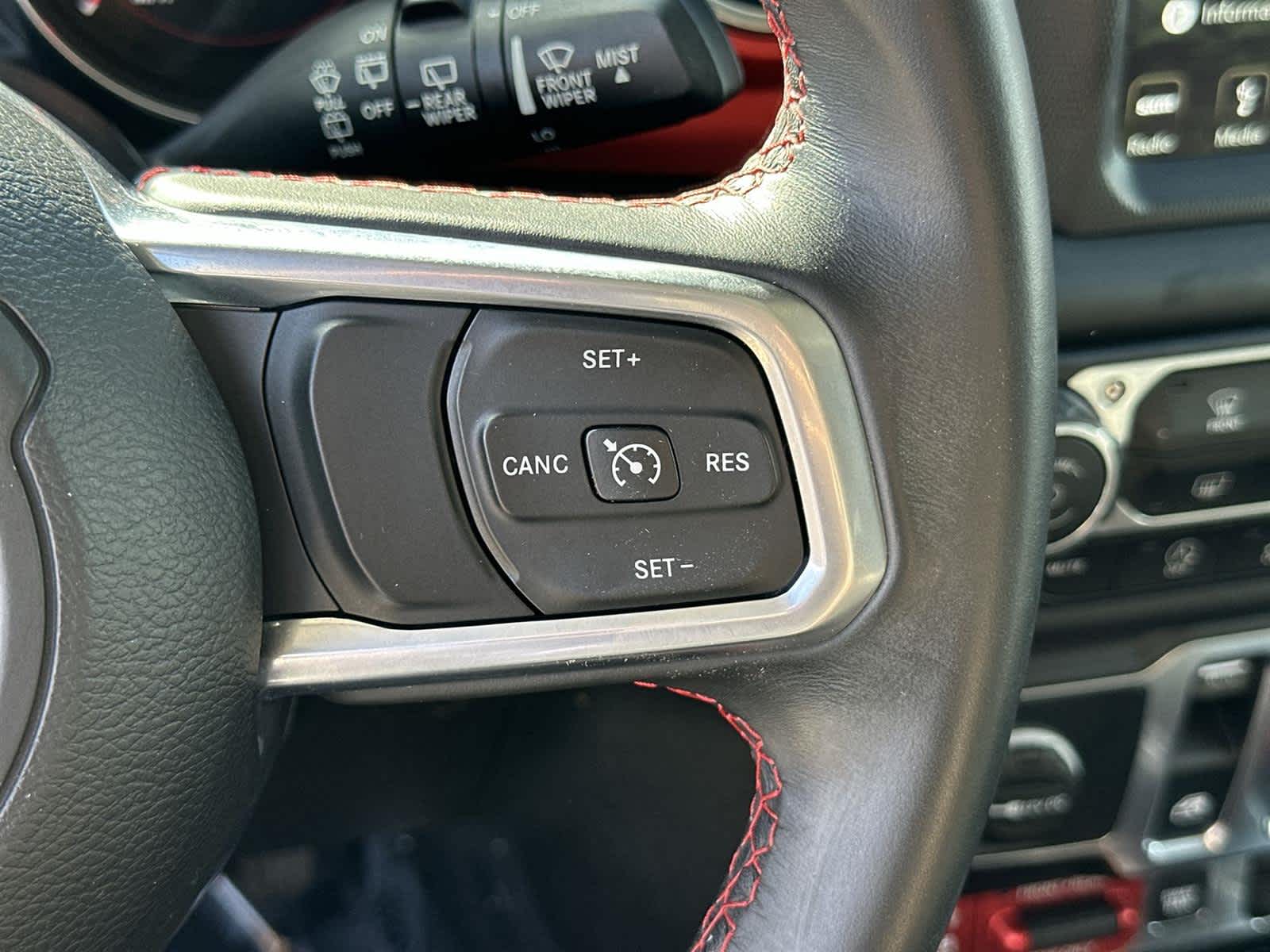 Thumbnail: 2019 Jeep Wrangler - 25