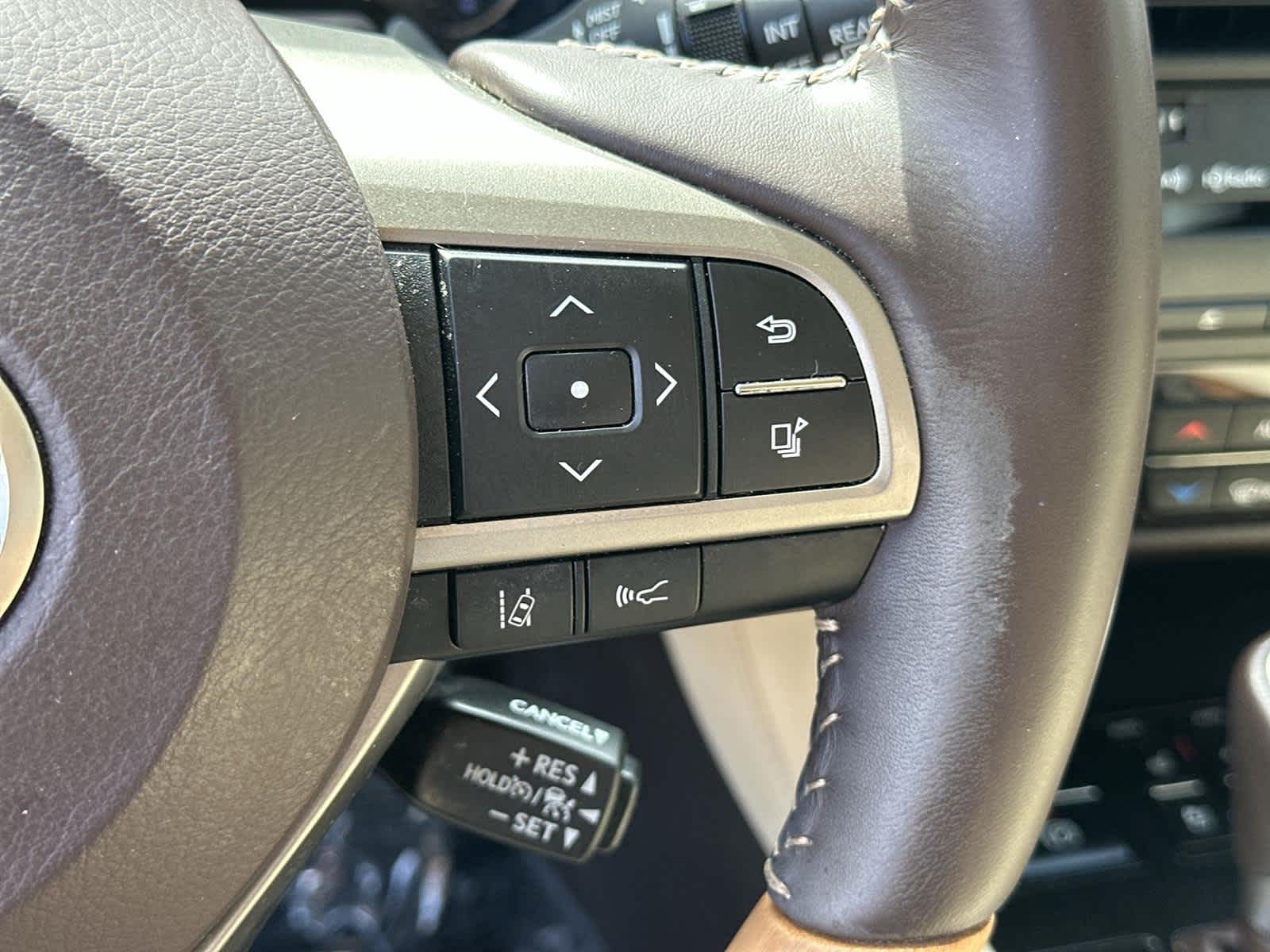 Thumbnail: 2019 Lexus RX - 25