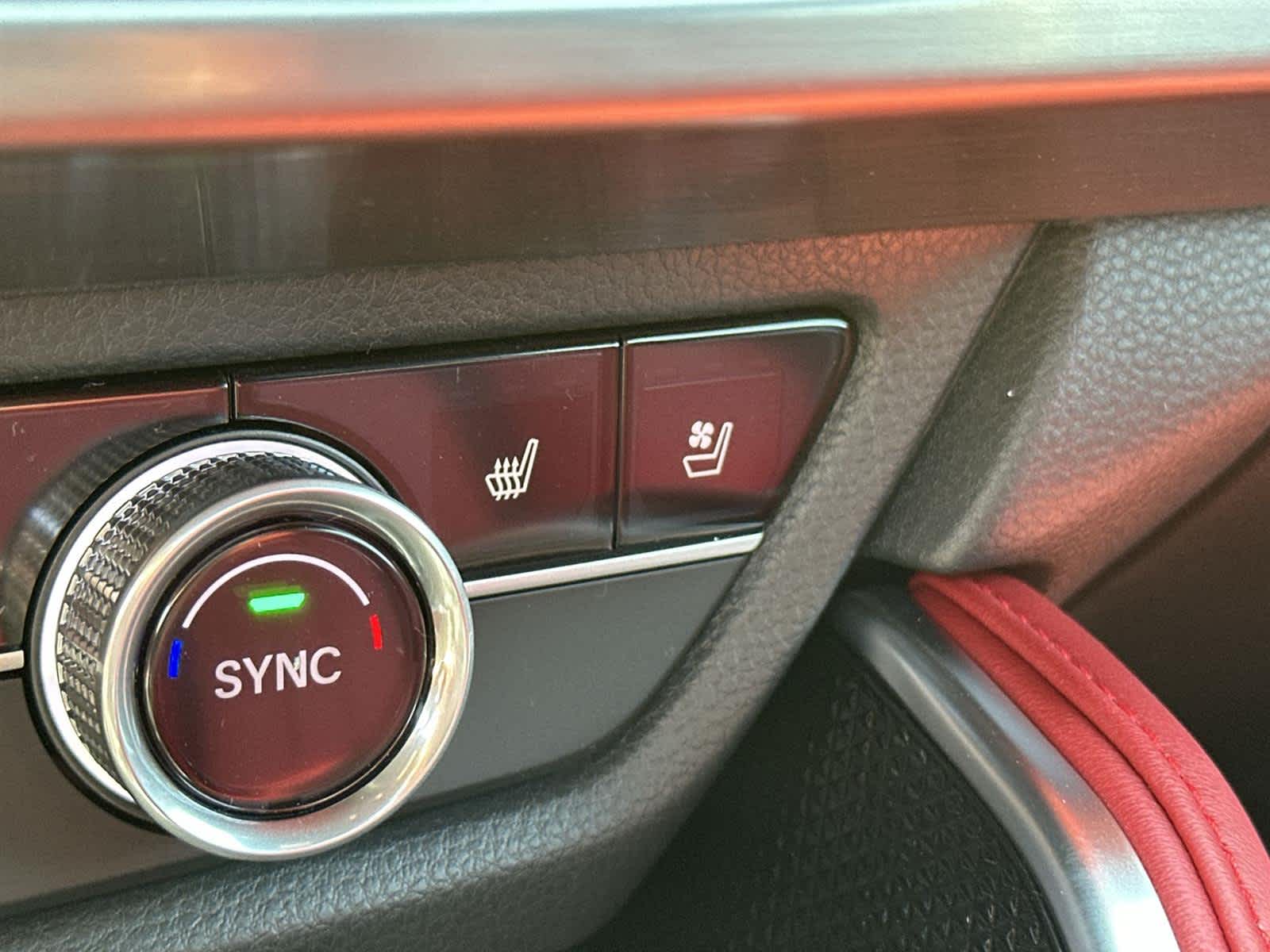 Thumbnail: 2025 Acura ADX - 25