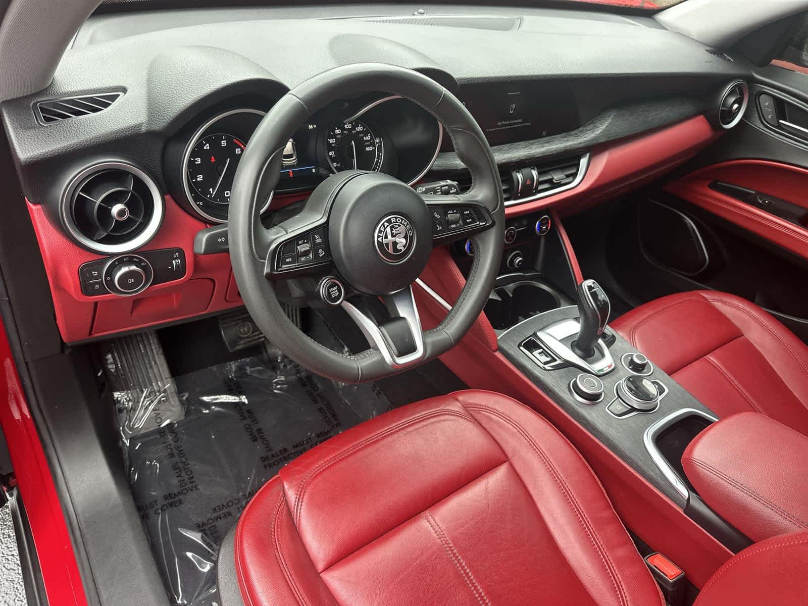 Thumbnail: 2020 Alfa Romeo Stelvio - 2