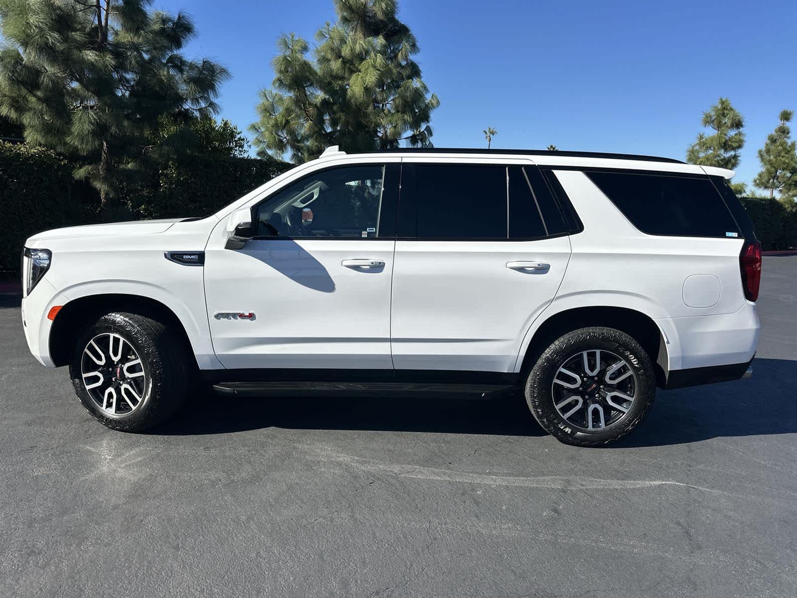 Thumbnail: 2023 GMC Yukon - 3