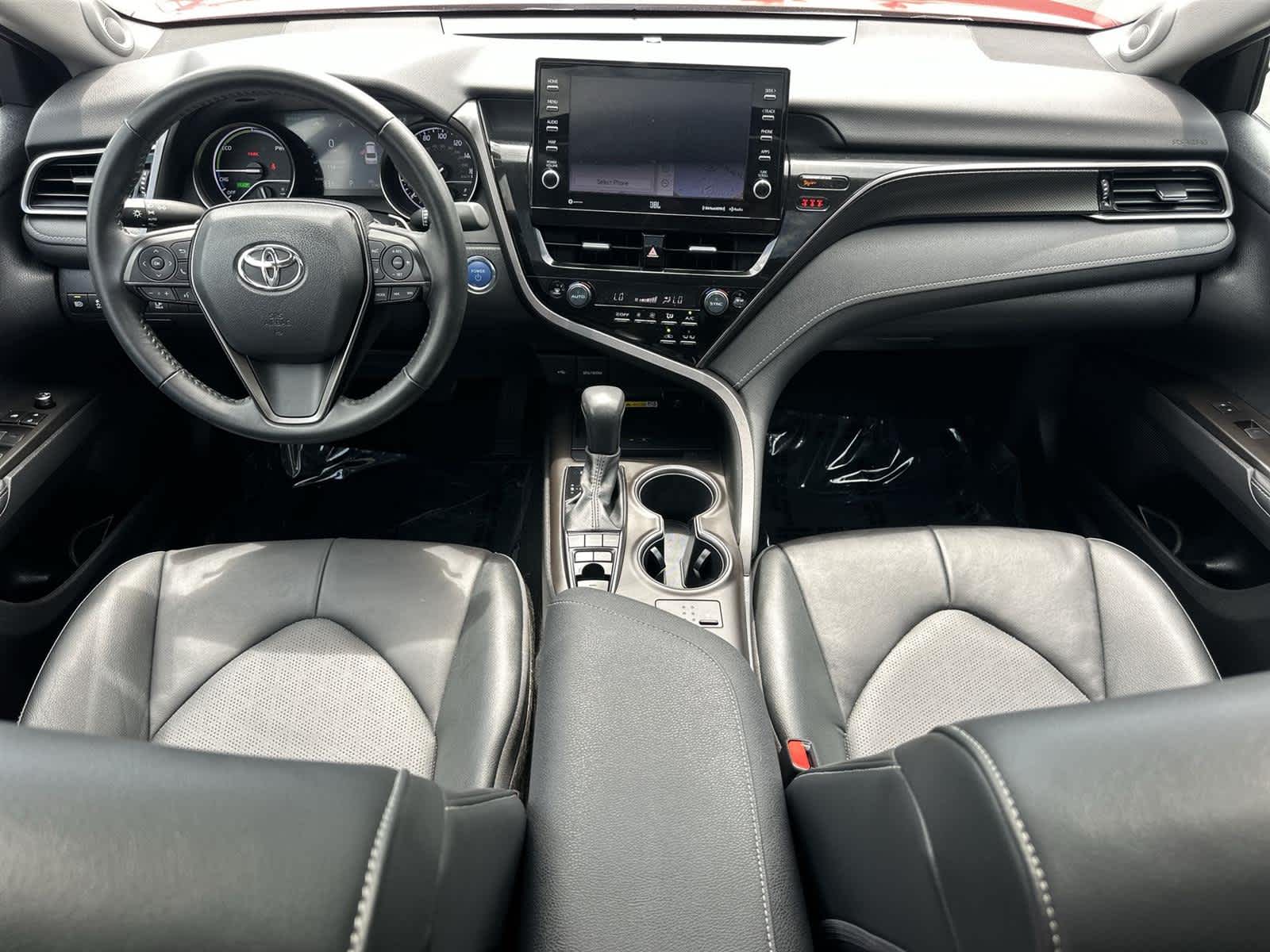 Thumbnail: 2022 Toyota Camry - 10