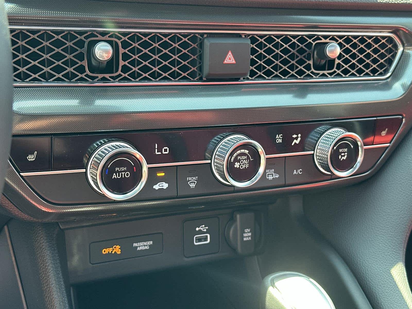 Thumbnail: 2025 Acura Integra - 26