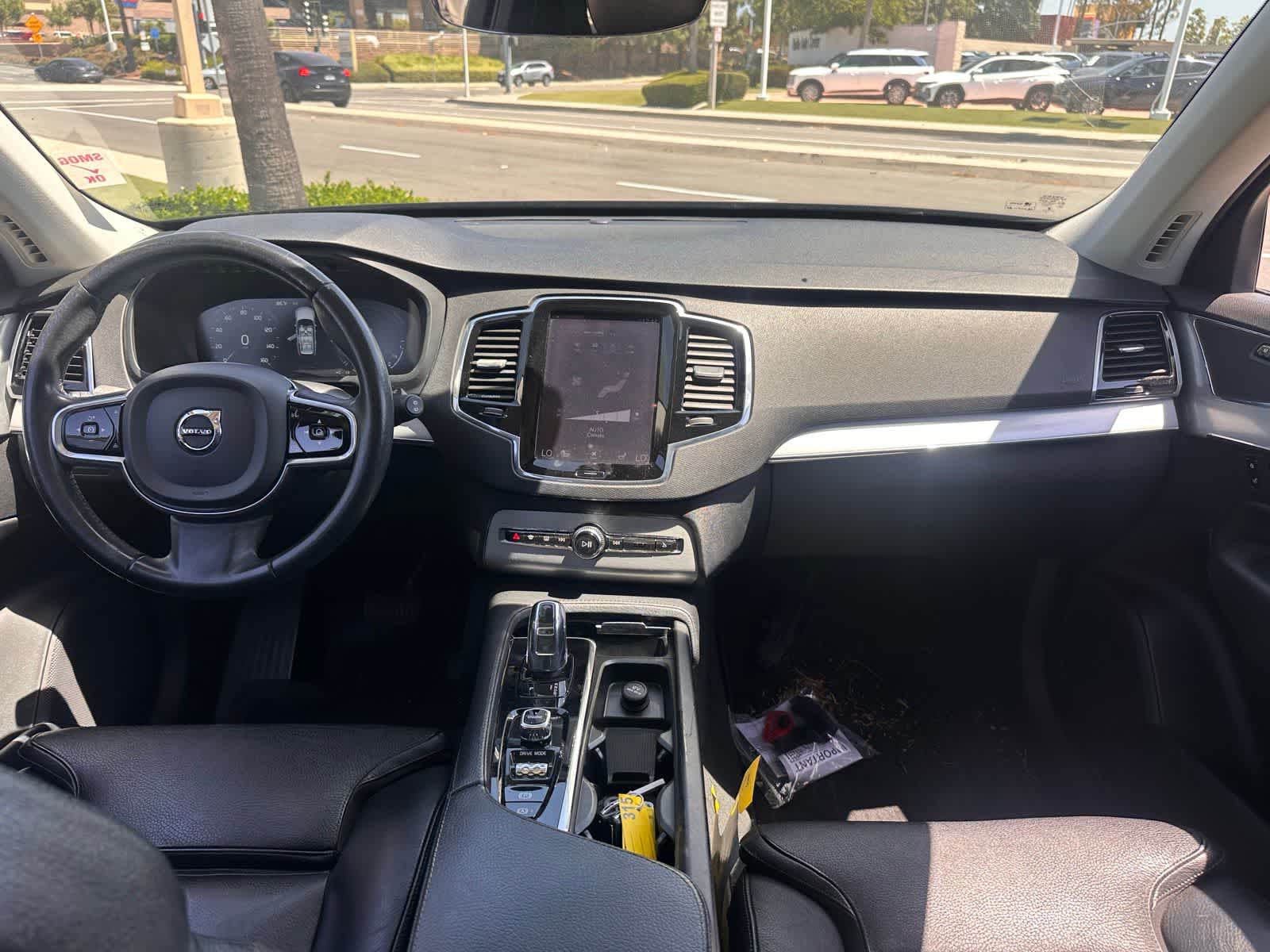 Thumbnail: 2016 Volvo XC90 - 21