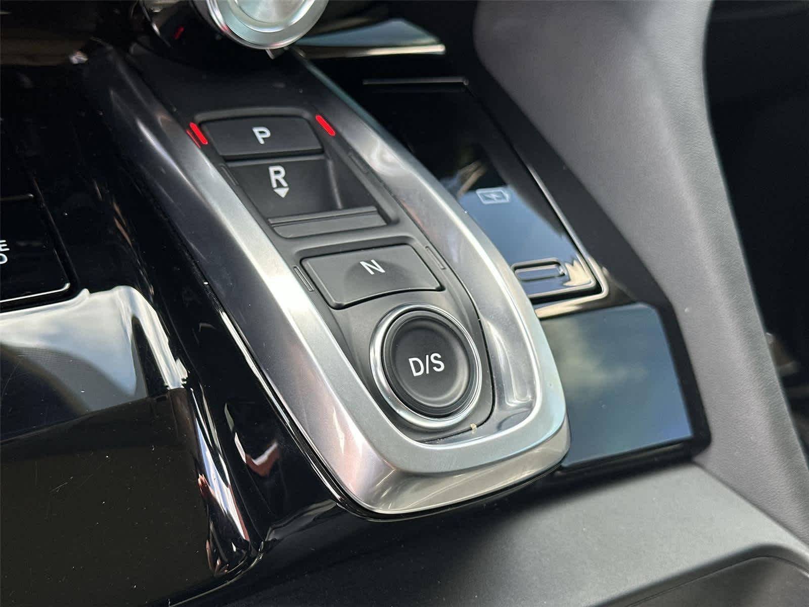 Thumbnail: 2025 Acura MDX - 18