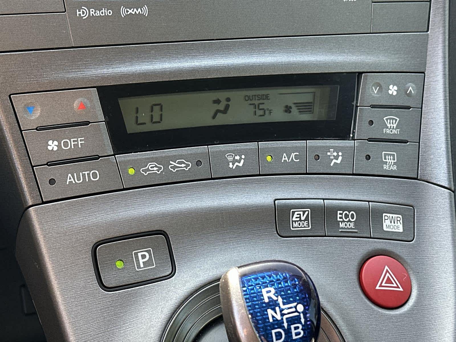 Thumbnail: 2013 Toyota Prius - 26