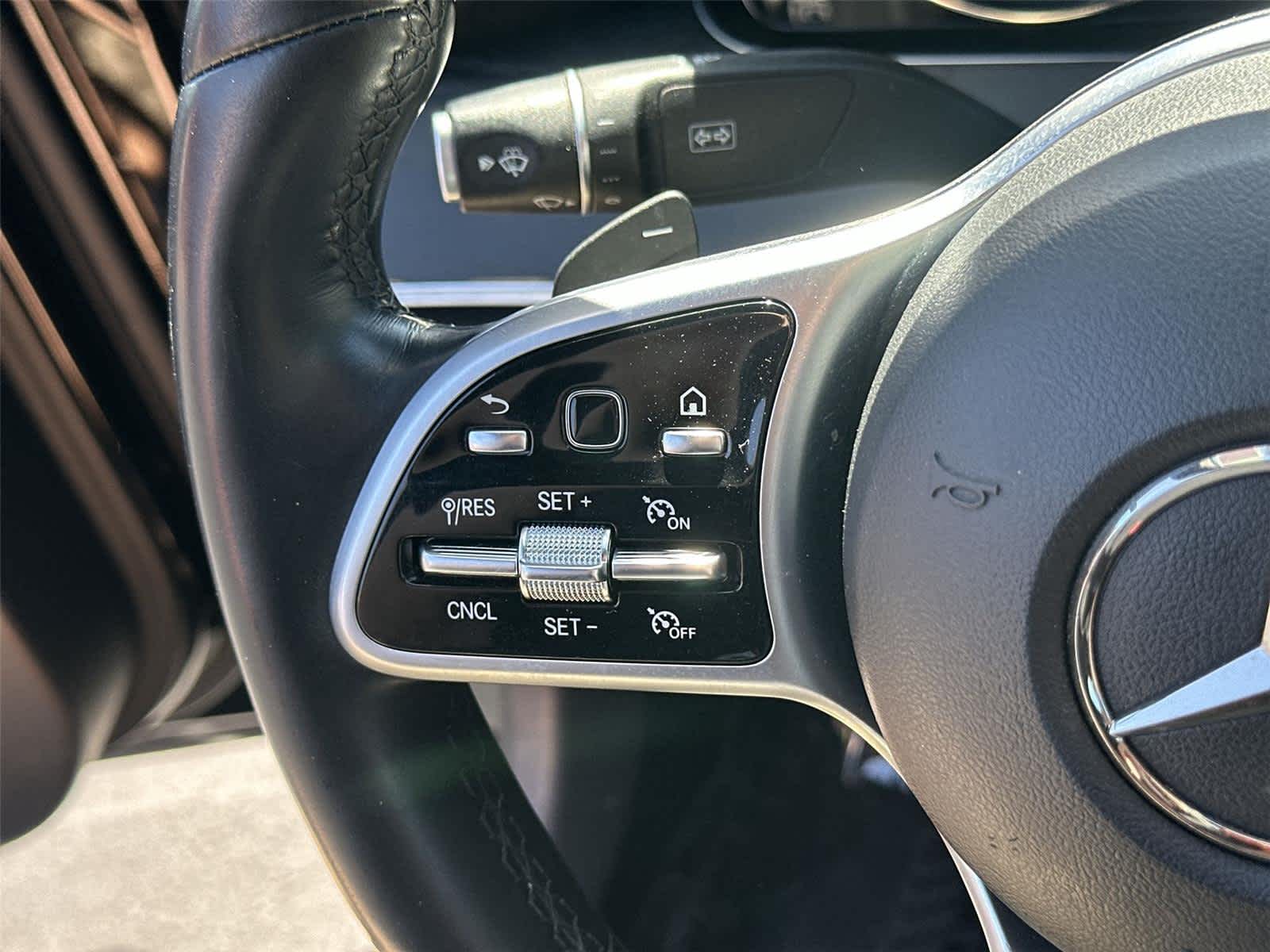 Thumbnail: 2019 Mercedes-Benz E-Class - 24