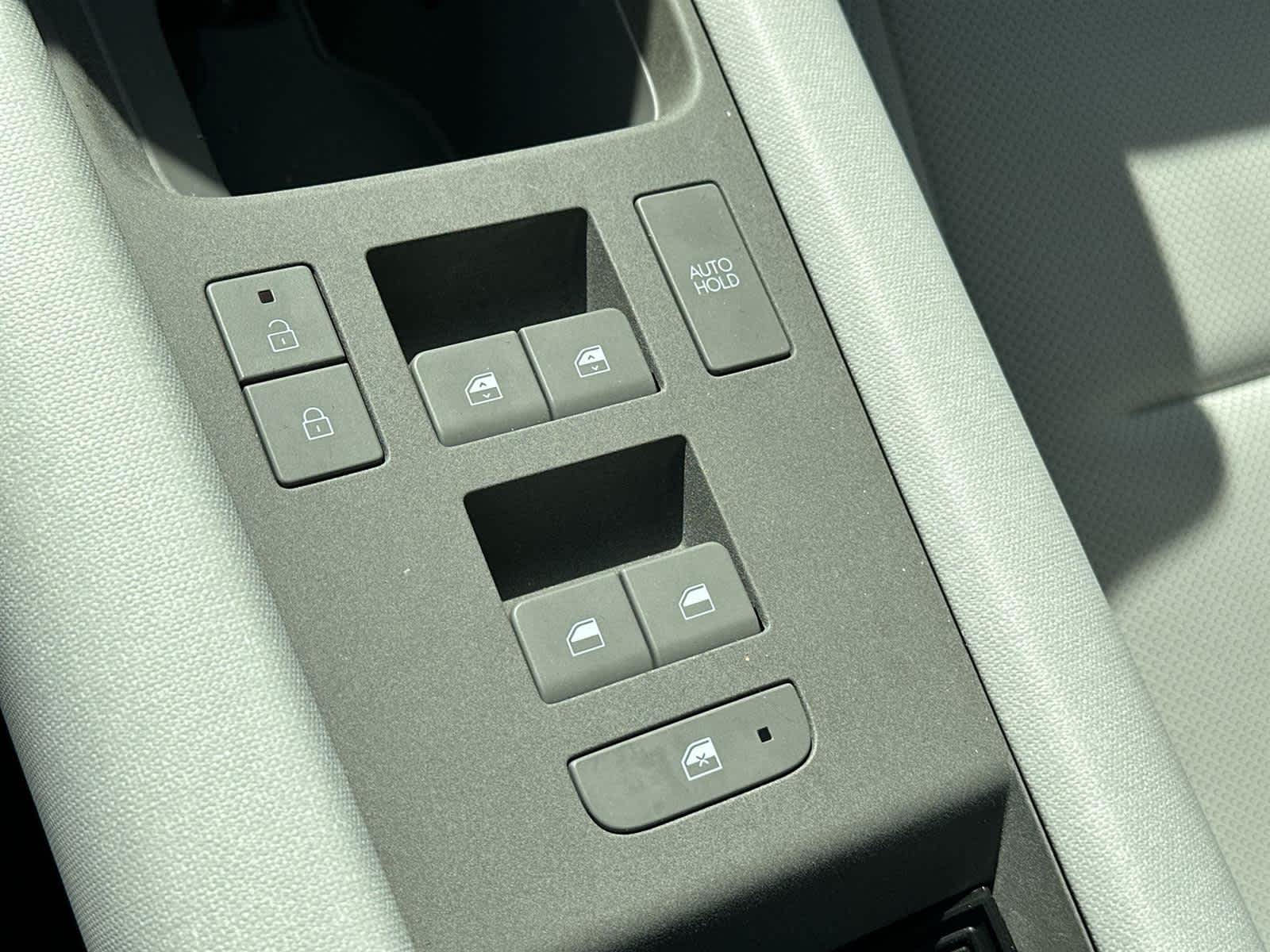 Thumbnail: 2024 Hyundai Ioniq 6 - 27