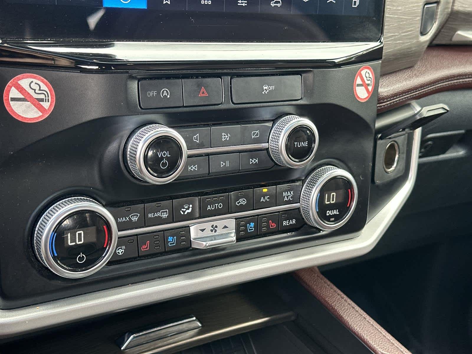 Thumbnail: 2024 Ford Expedition - 27