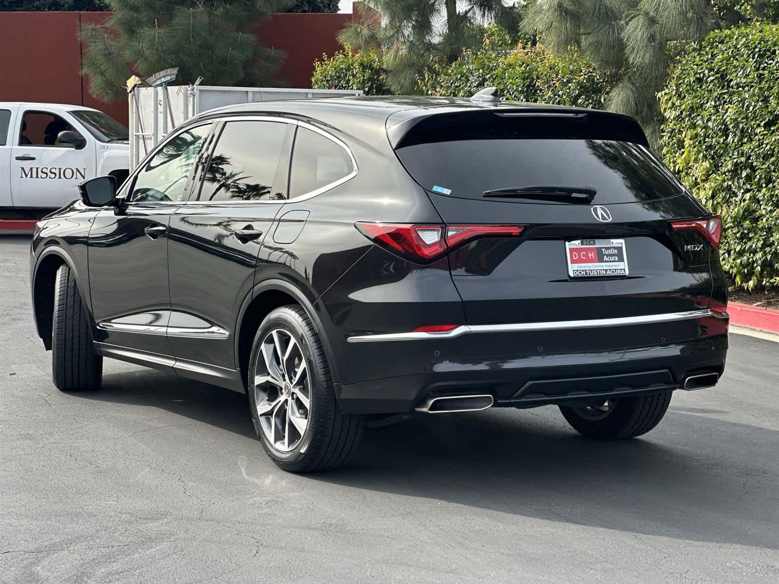 Thumbnail: 2024 Acura MDX - 4