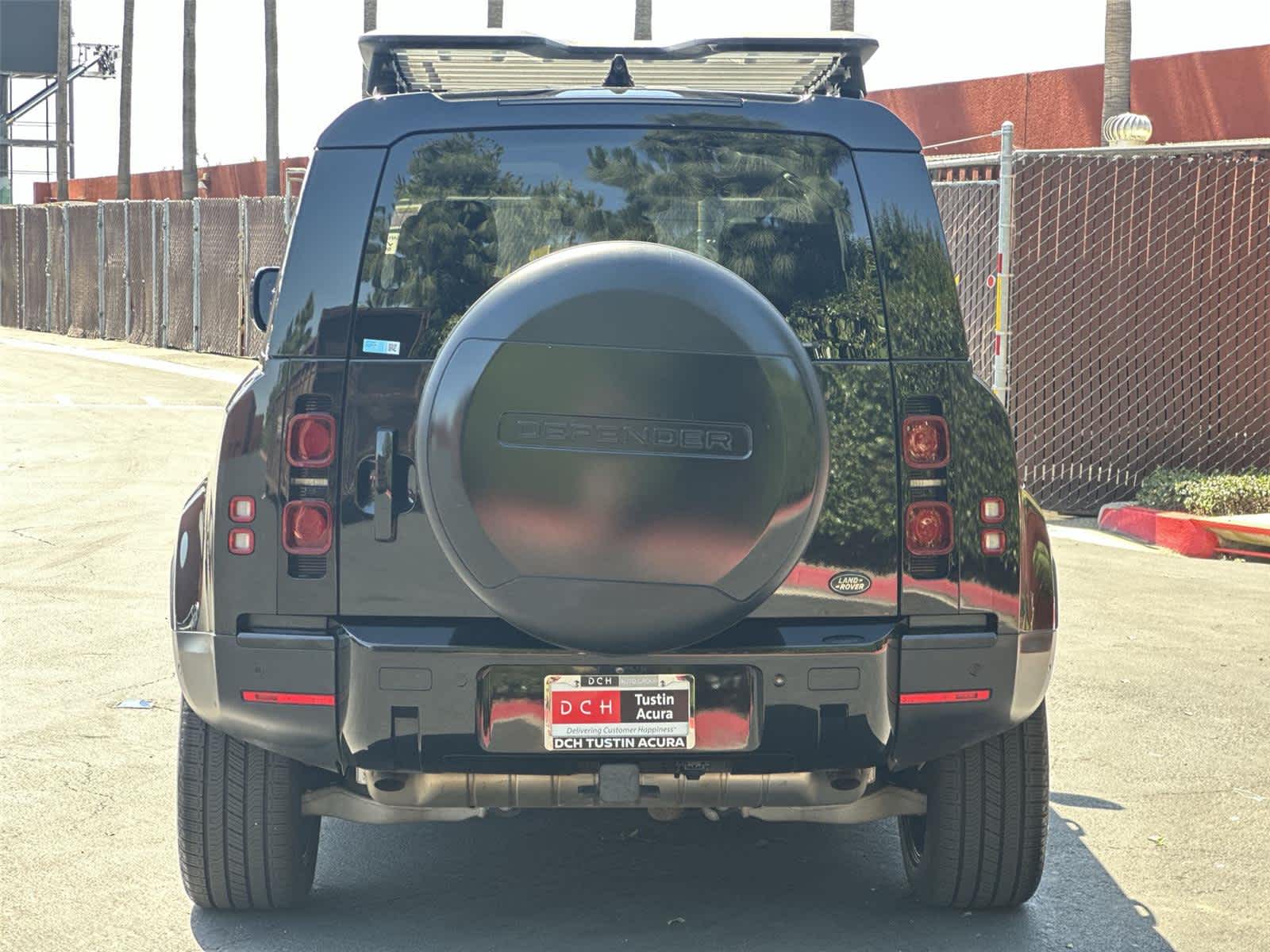 Thumbnail: 2020 Land Rover Defender - 6