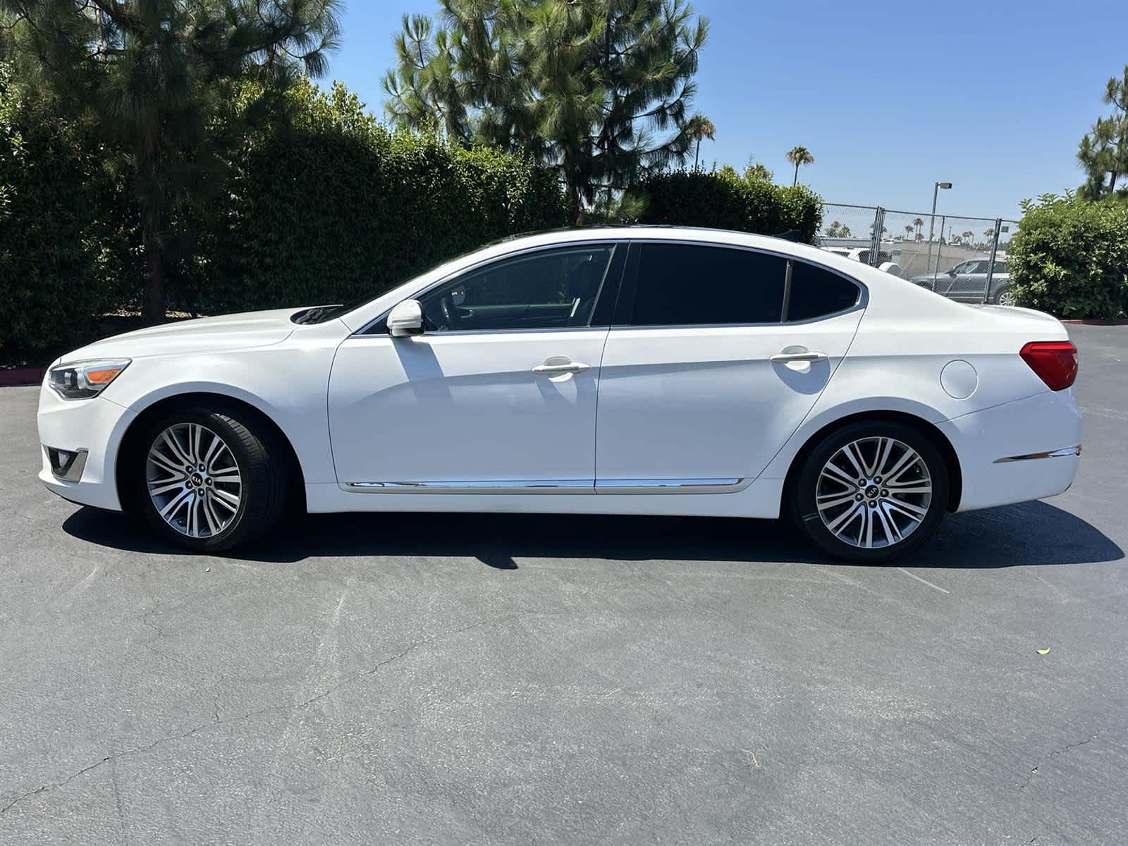 Thumbnail: 2016 Kia Cadenza - 3
