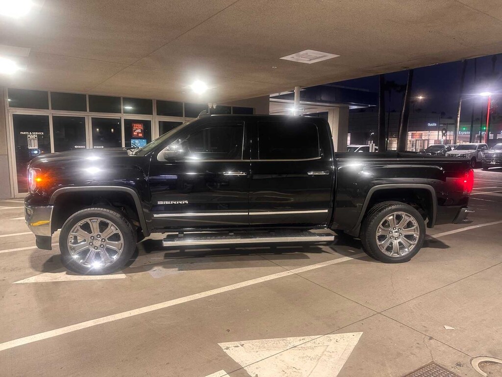 Used 2017 GMC Sierra 1500 SLT Truck