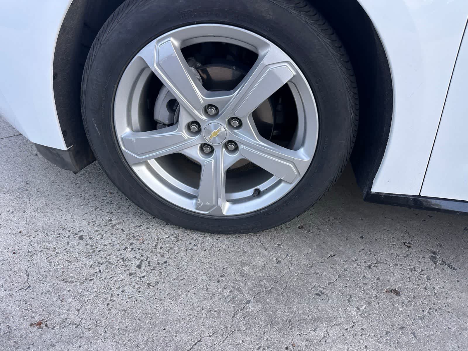 Thumbnail: 2018 Chevrolet Volt - 9