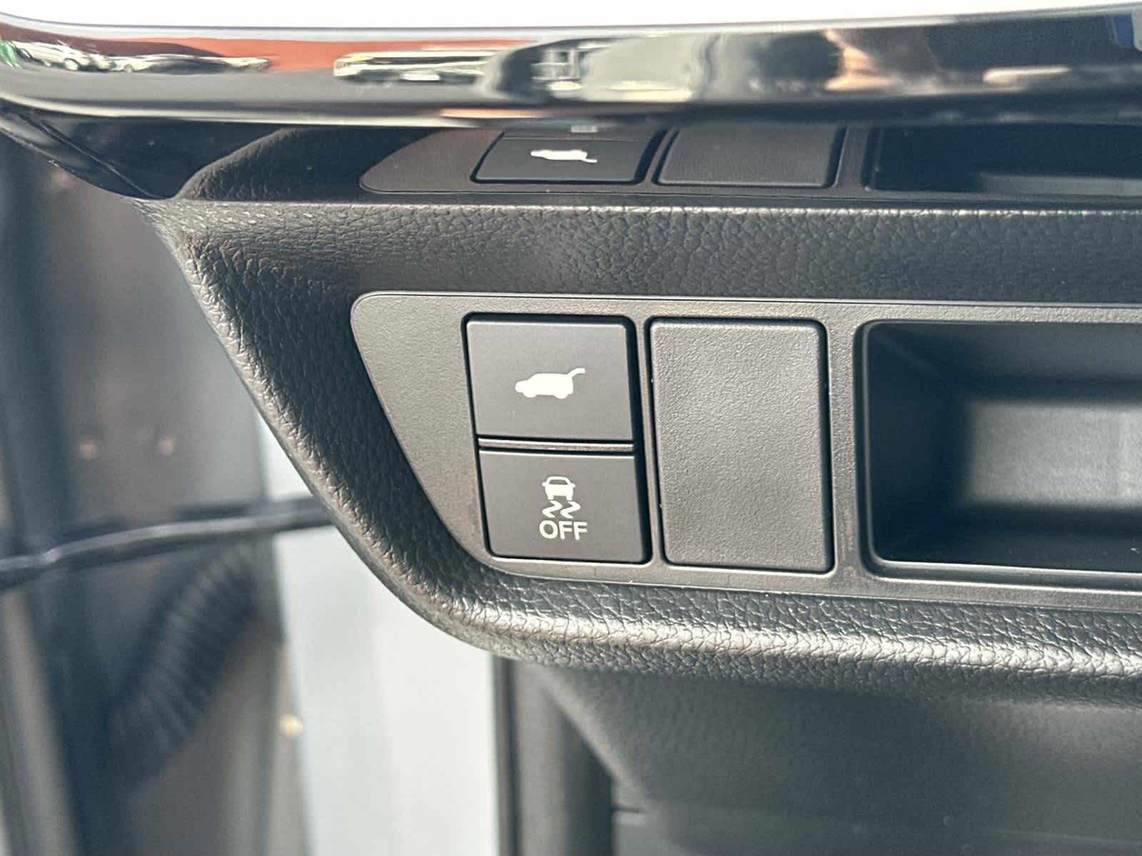 Thumbnail: 2025 Acura ADX - 30