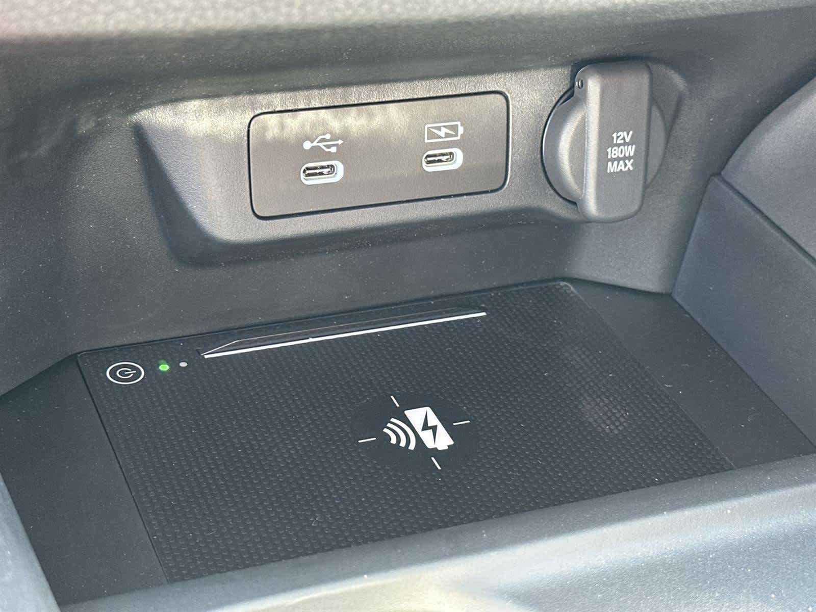 Thumbnail: 2025 Acura ADX - 25