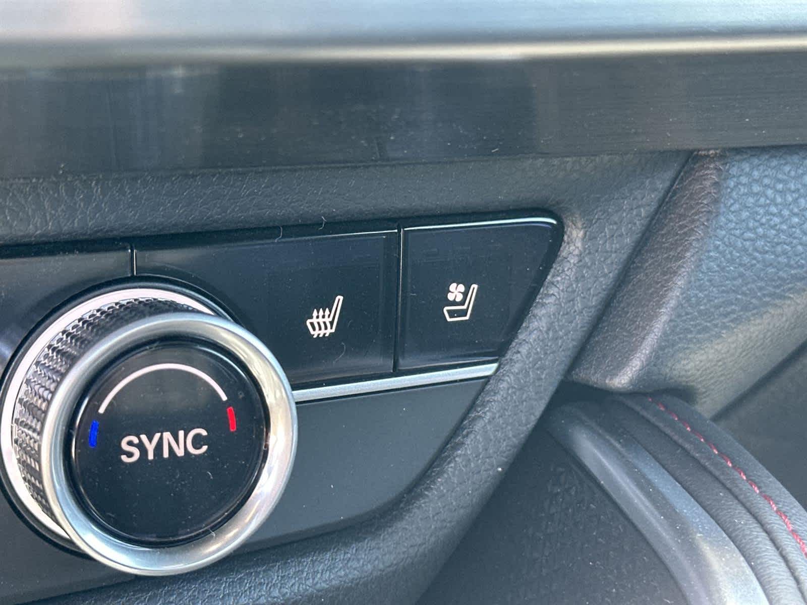 Thumbnail: 2025 Acura ADX - 25