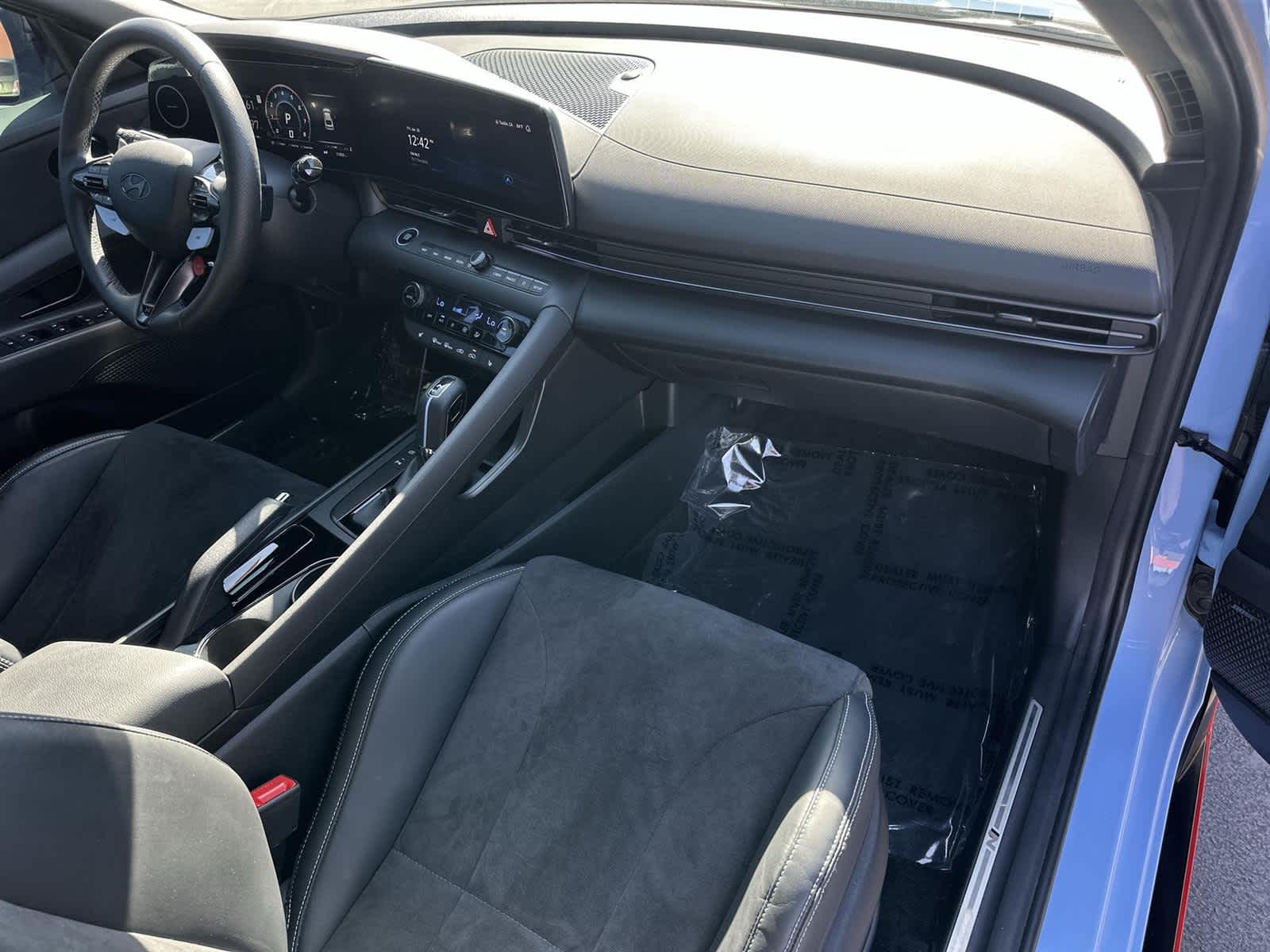 Thumbnail: 2025 Hyundai Elantra - 12