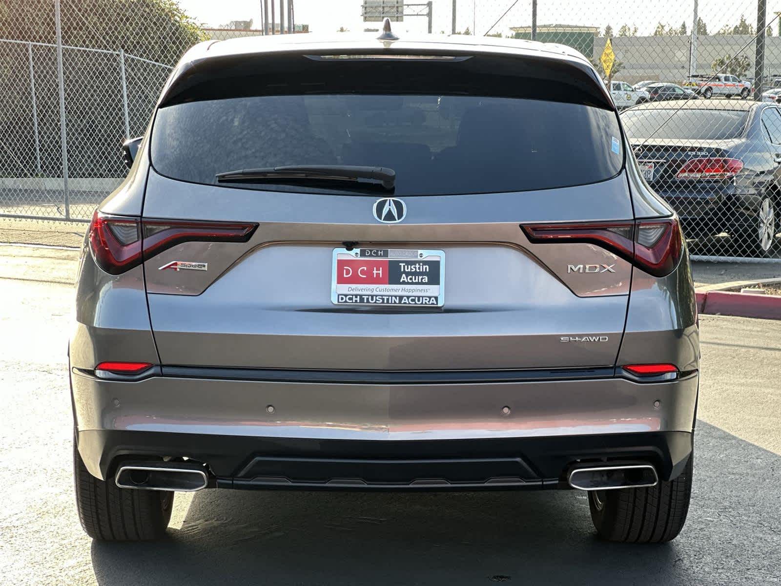 Thumbnail: 2025 Acura MDX - 5