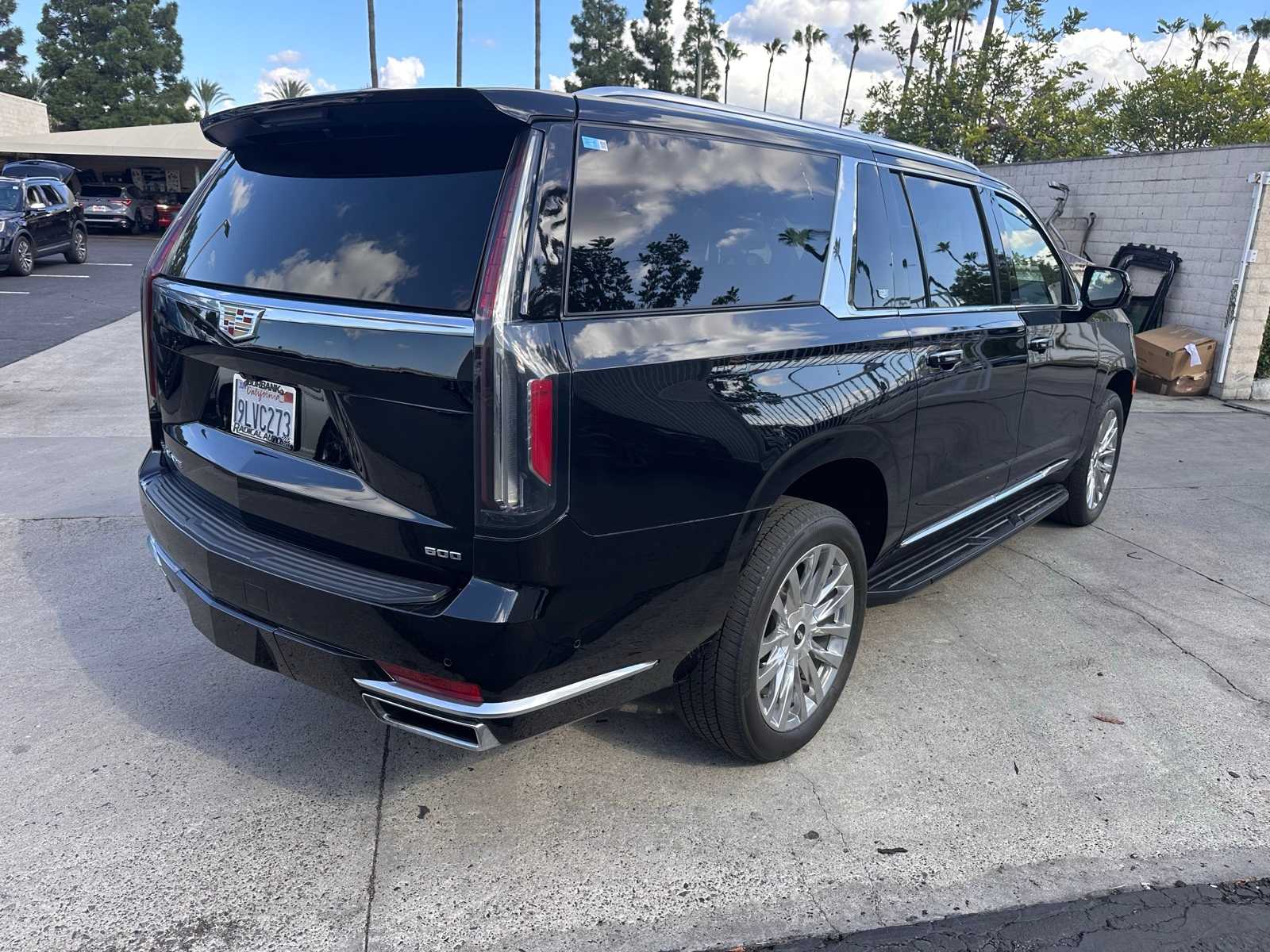 Thumbnail: 2023 Cadillac Escalade - 5