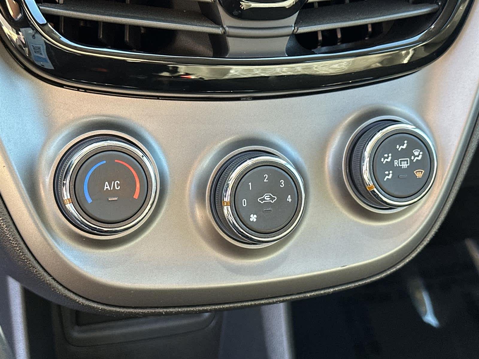 Thumbnail: 2019 Chevrolet Spark - 25