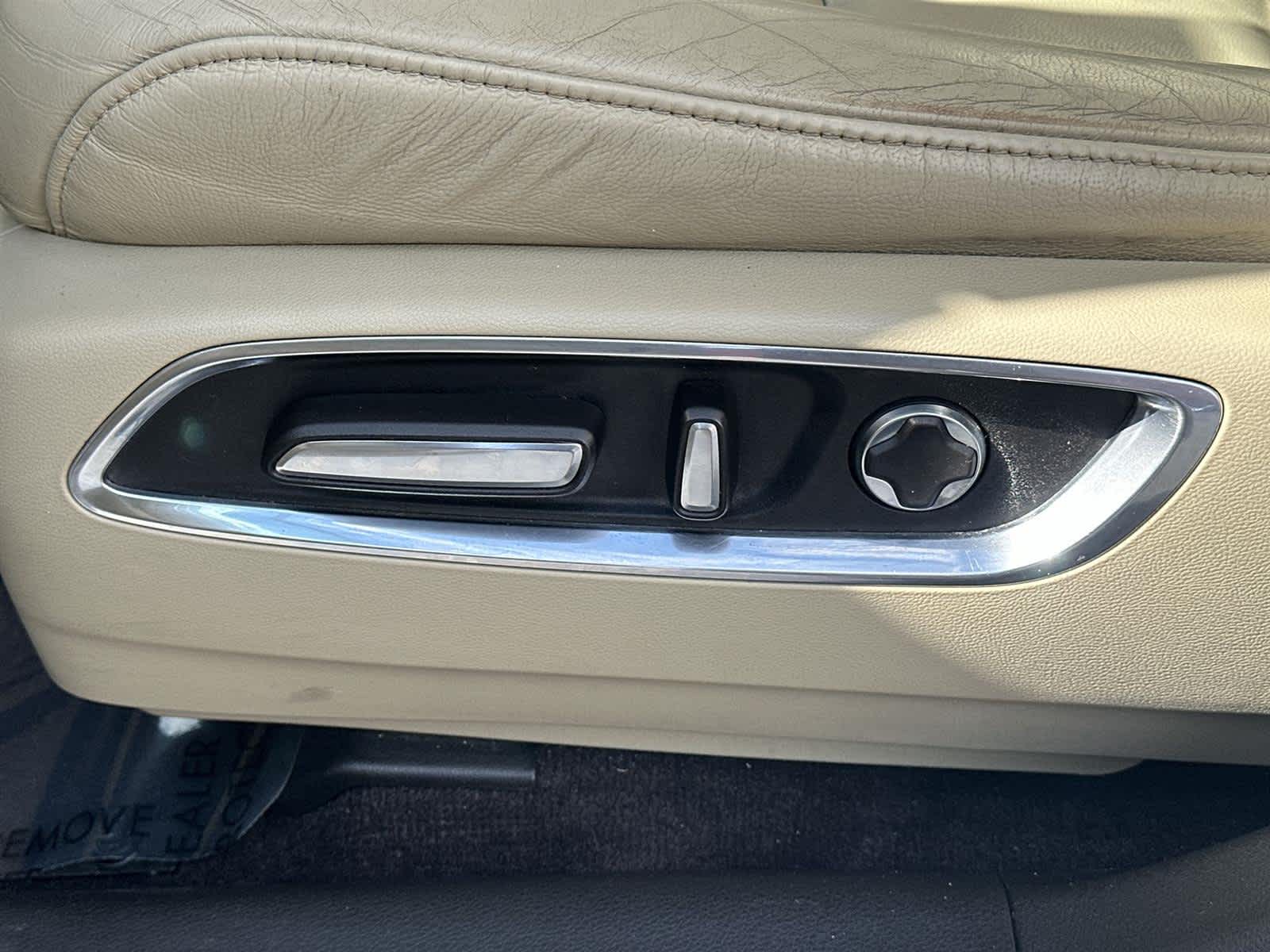 Thumbnail: 2020 Acura MDX - 22