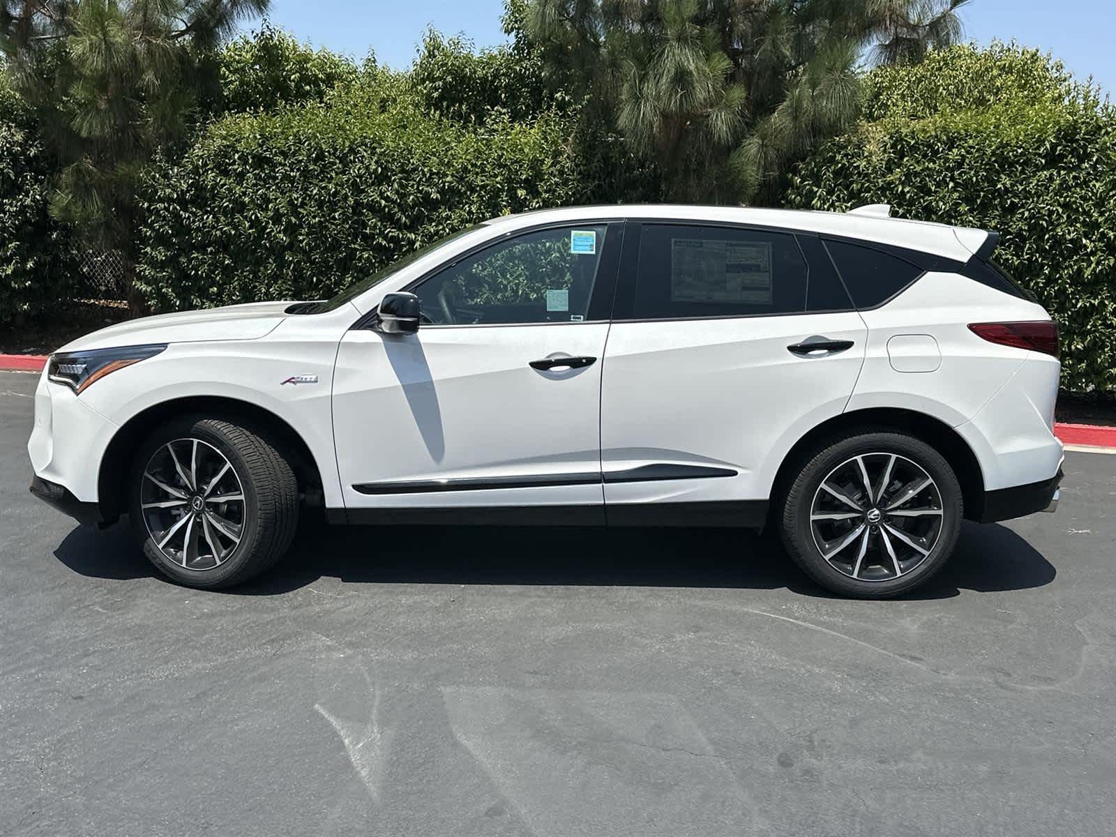 Thumbnail: 2025 Acura RDX - 3