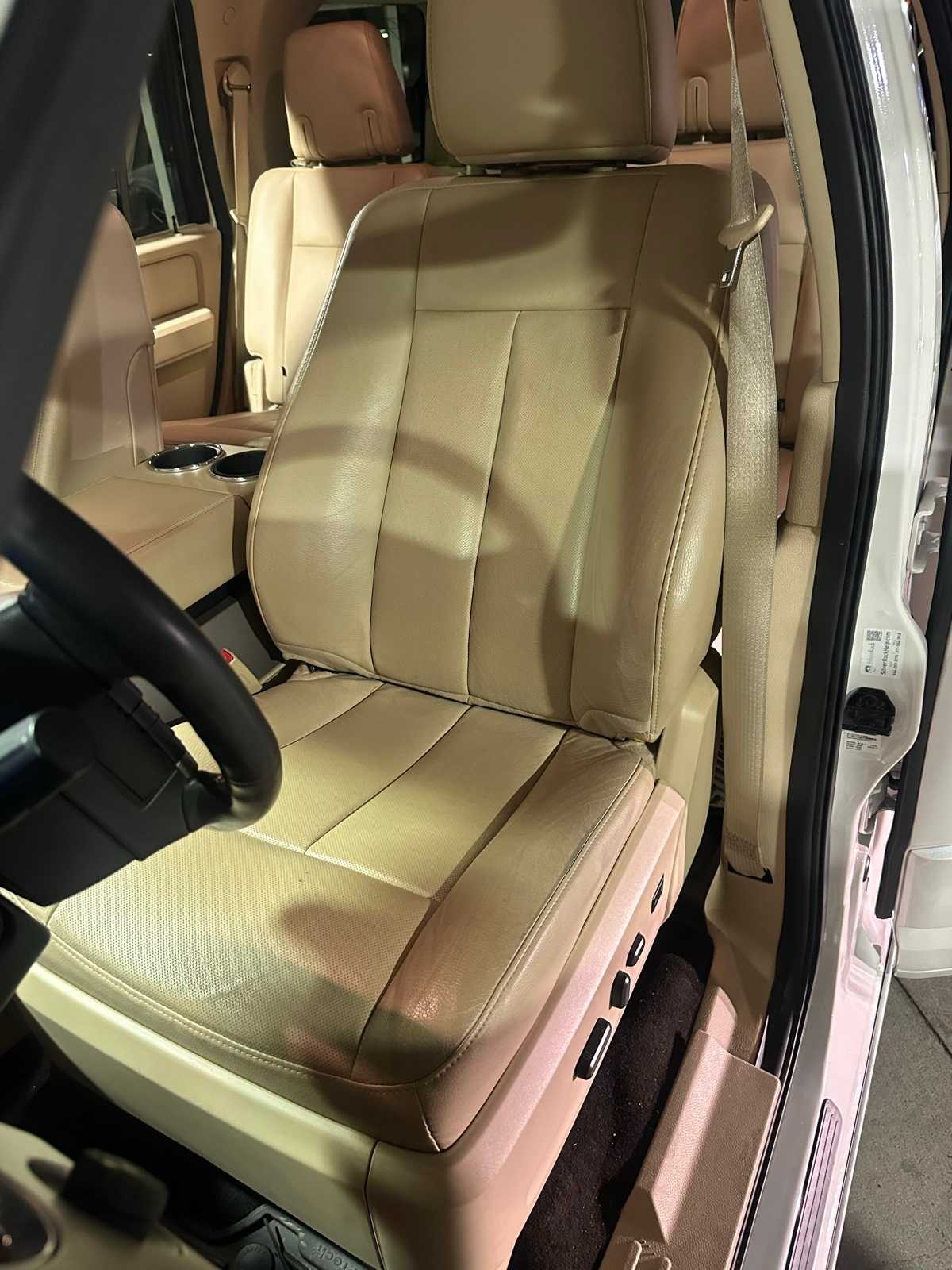 Thumbnail: 2015 Ford Expedition - 16