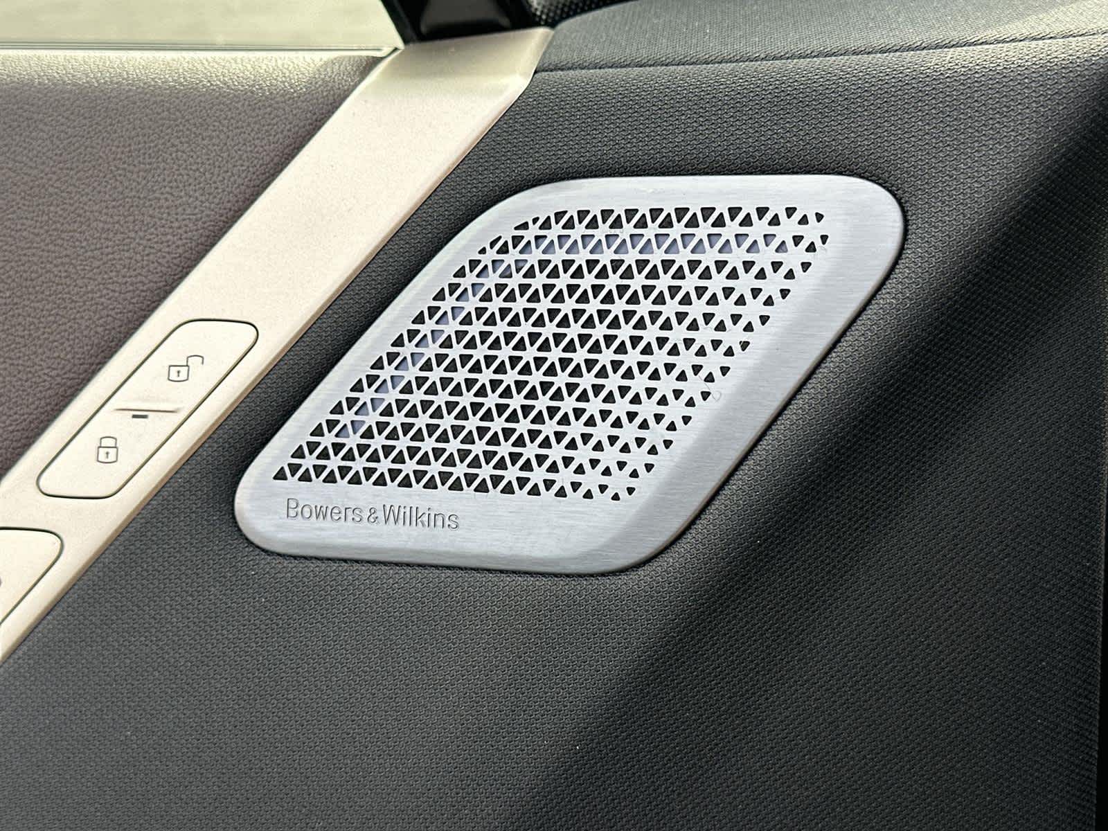 Thumbnail: 2024 BMW iX - 32