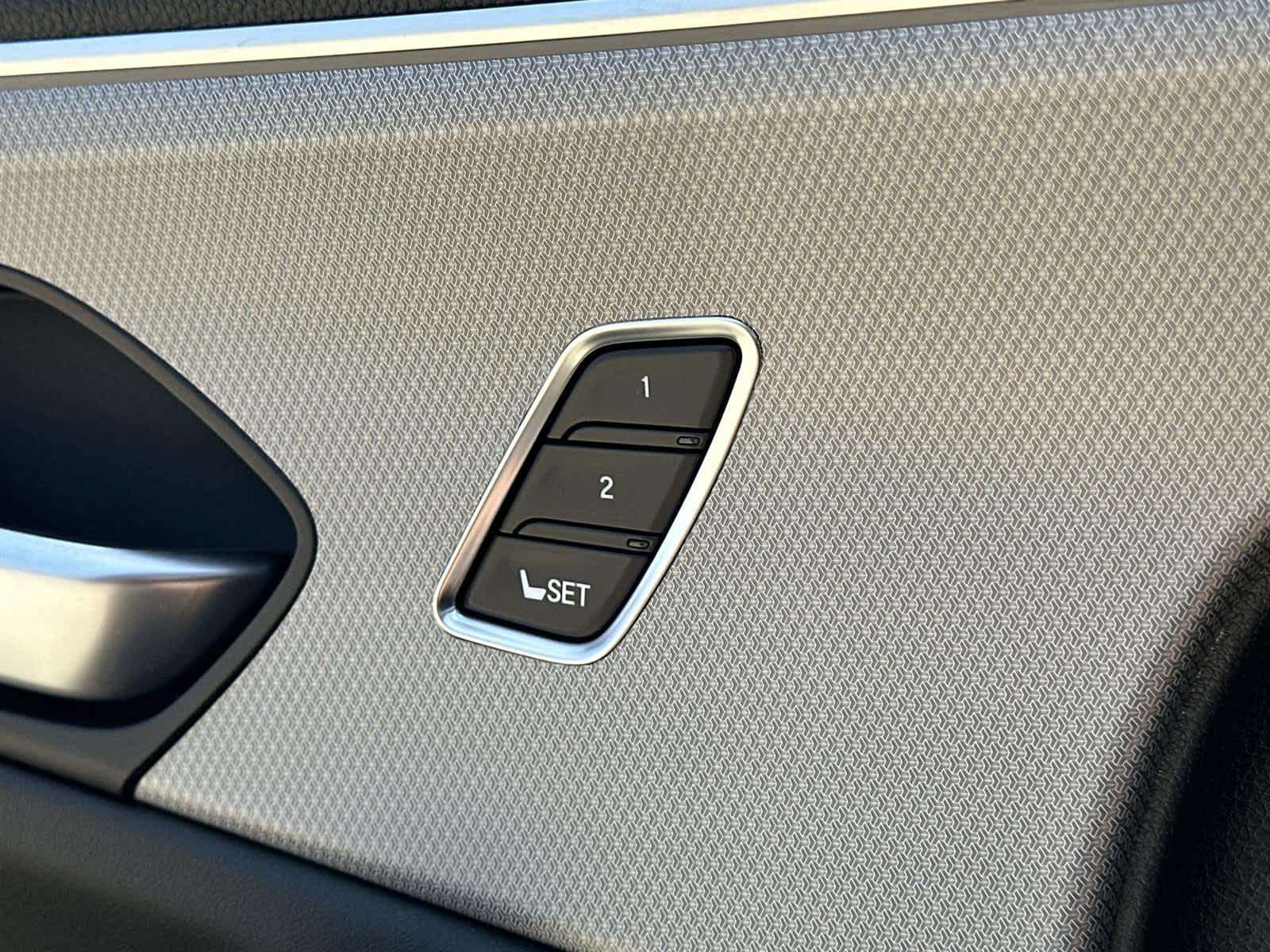 Thumbnail: 2025 Acura TLX - 30