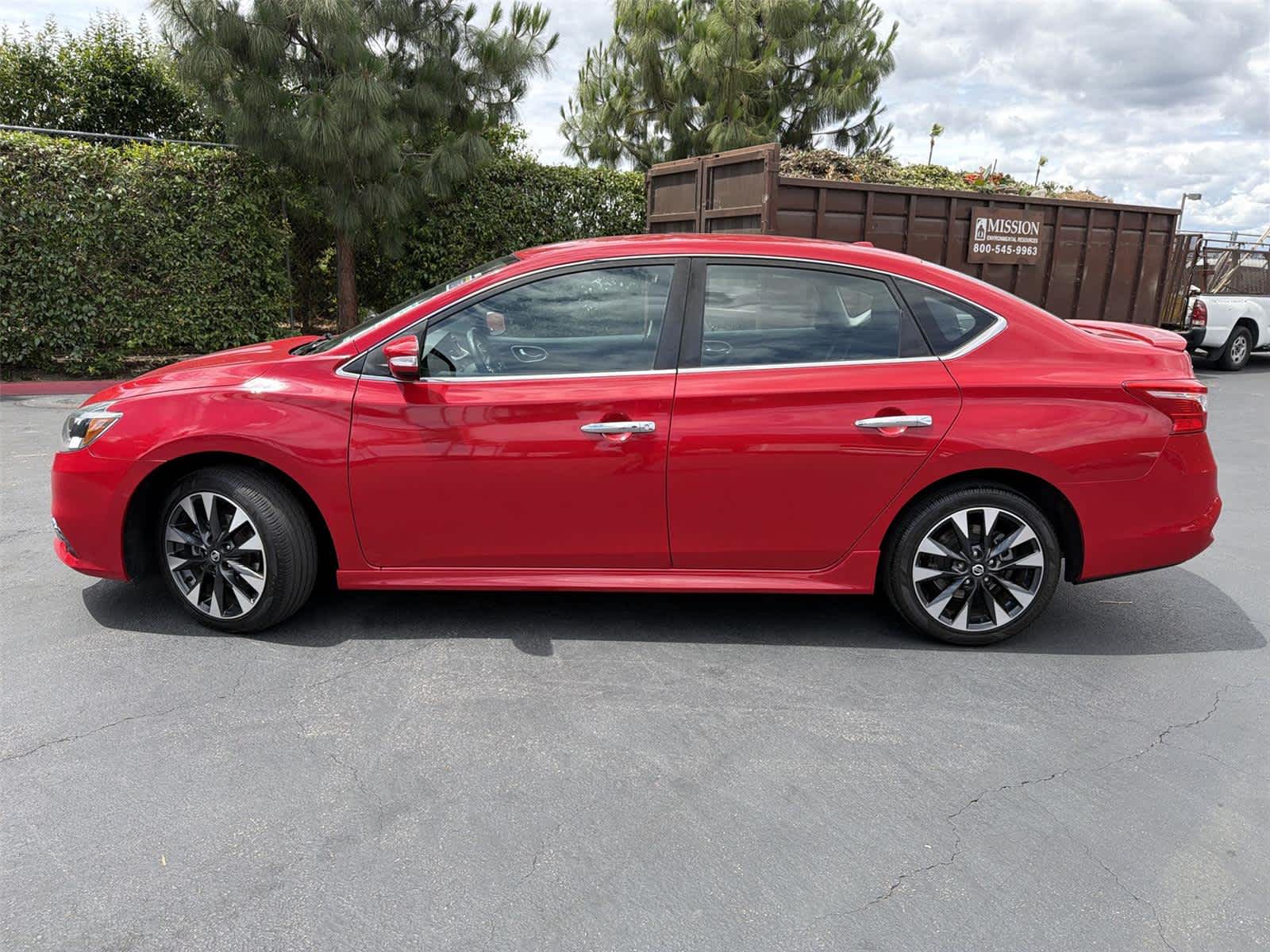 Thumbnail: 2019 Nissan Sentra - 2