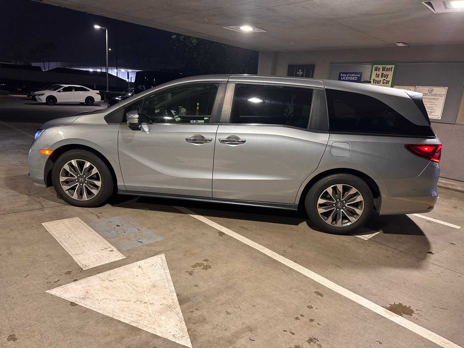 Thumbnail: 2023 Honda Odyssey - 2