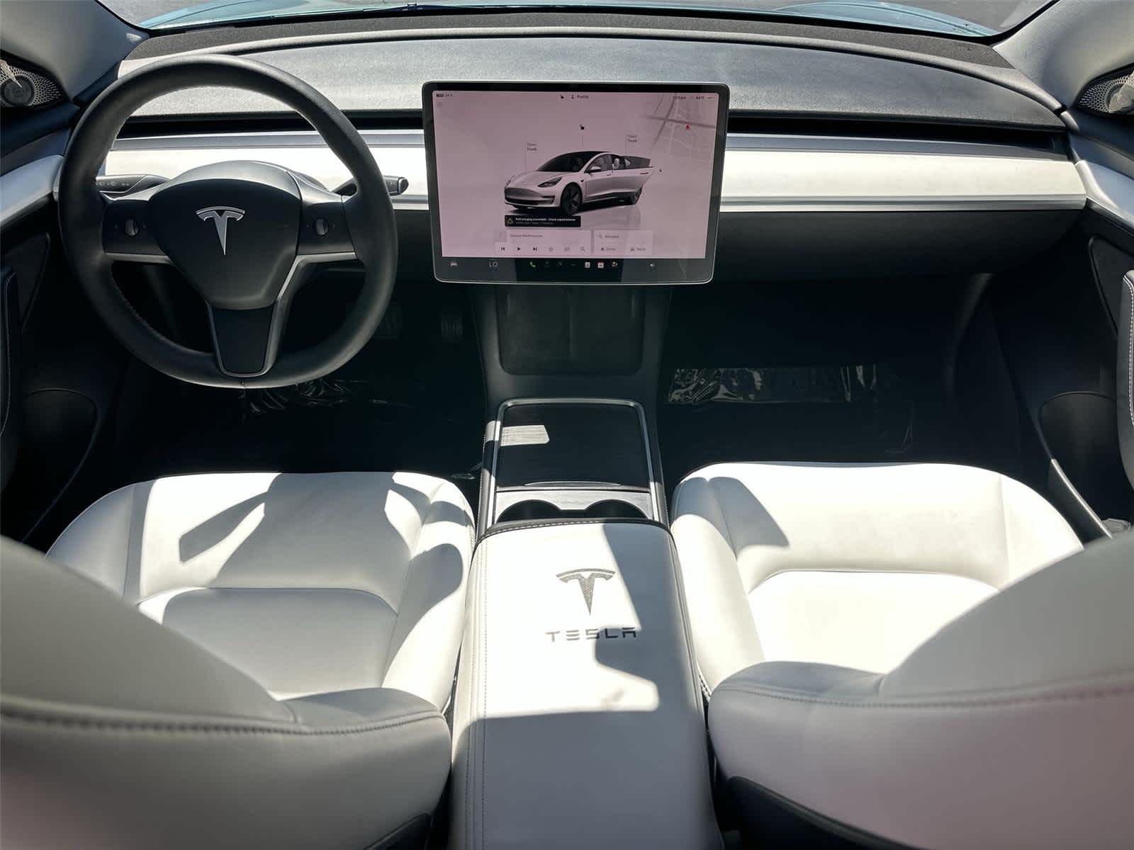 Thumbnail: 2022 Tesla Model 3 - 10