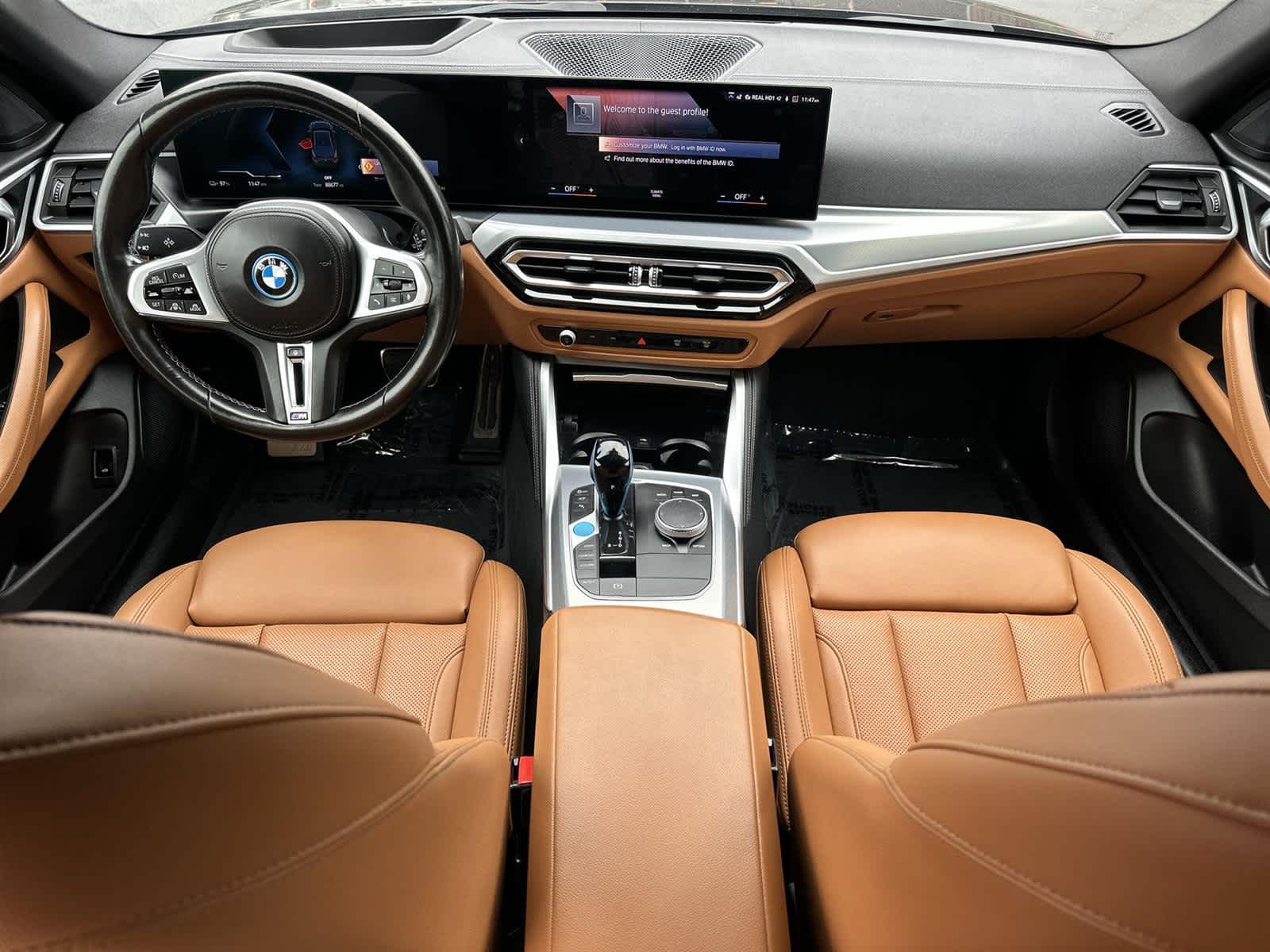 Thumbnail: 2022 BMW i4 - 10