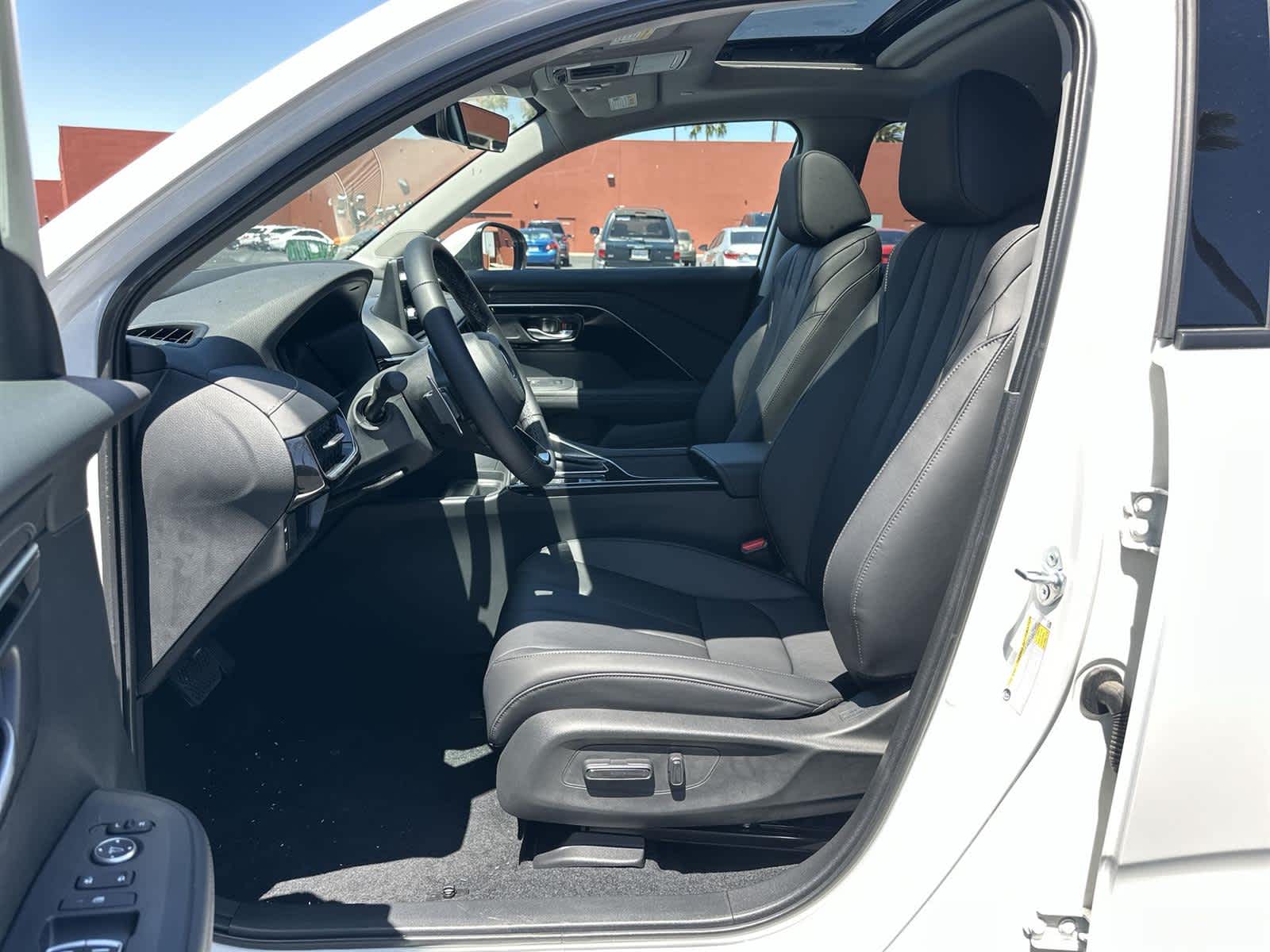 Thumbnail: 2025 Acura ADX - 11