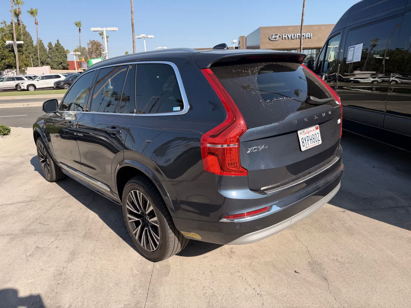 Thumbnail: 2022 Volvo XC90 - 3