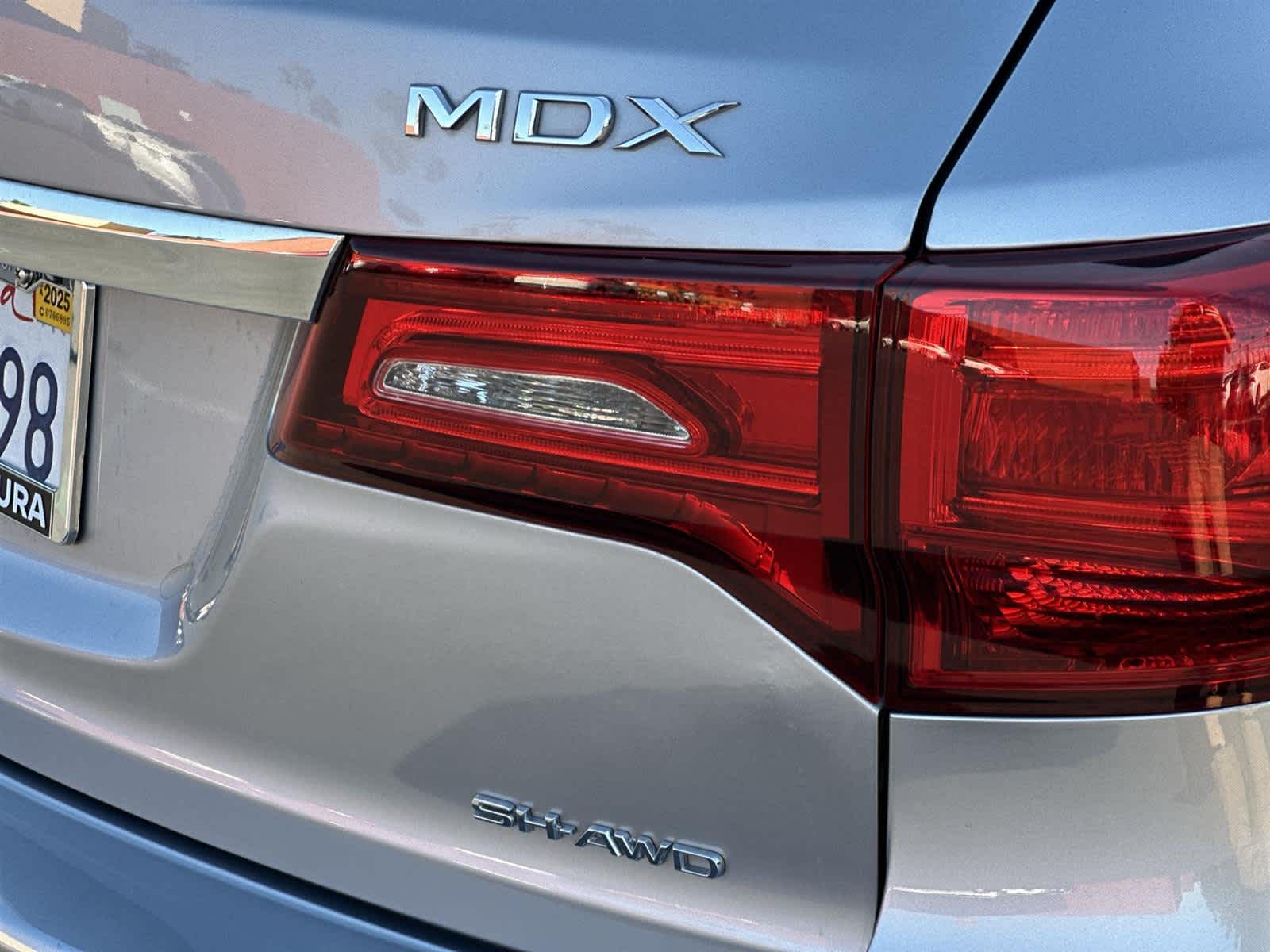 Thumbnail: 2018 Acura MDX - 7