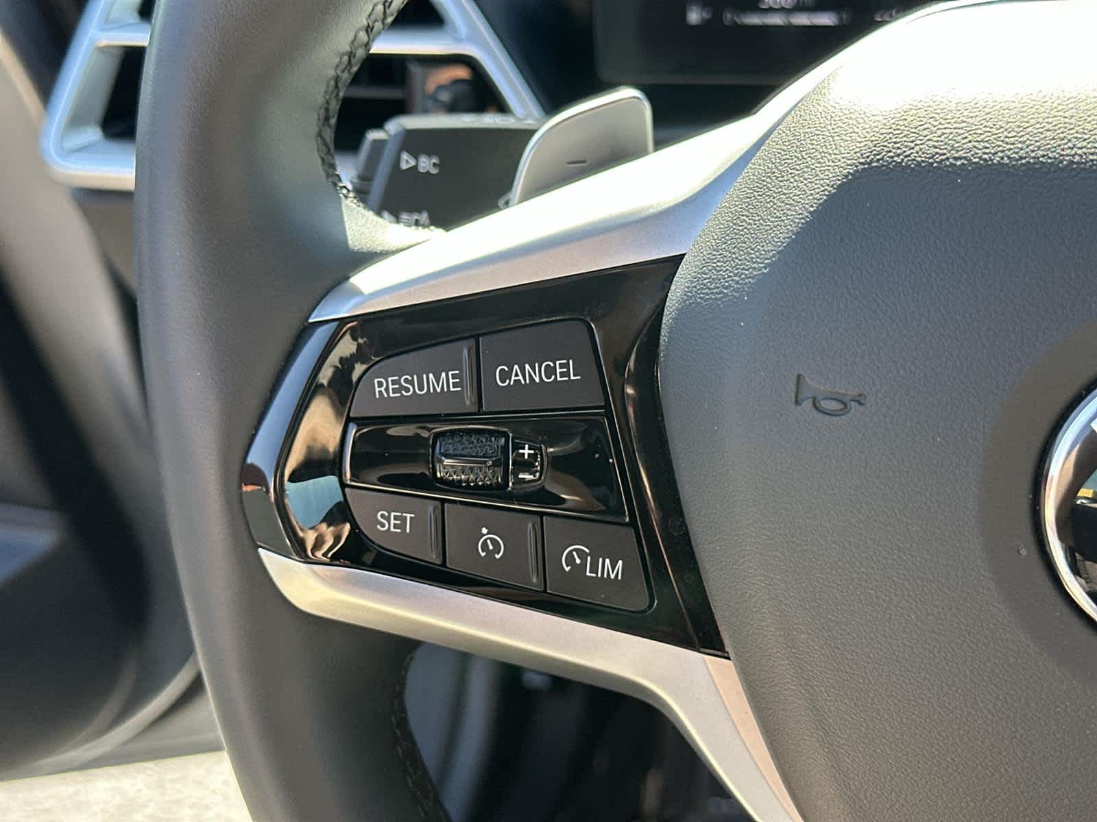 Thumbnail: 2025 BMW 4 Series - 24