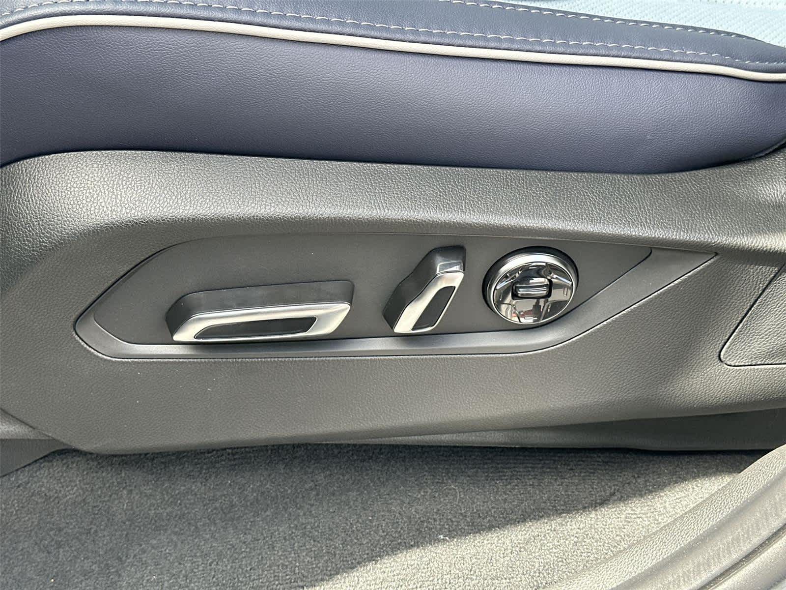 Thumbnail: 2026 Acura MDX - 23