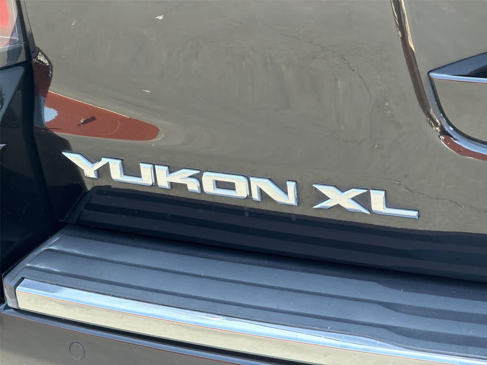 Thumbnail: 2016 GMC Yukon XL - 8