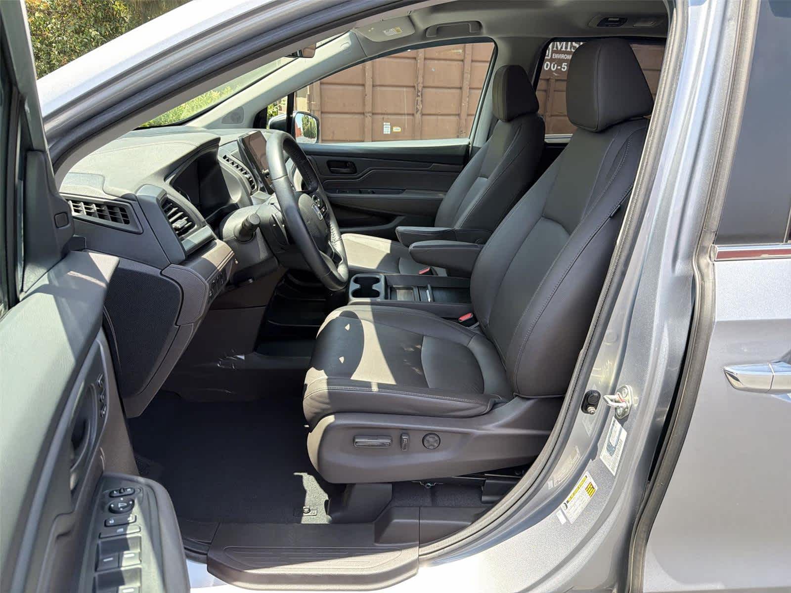 Thumbnail: 2020 Honda Odyssey - 11